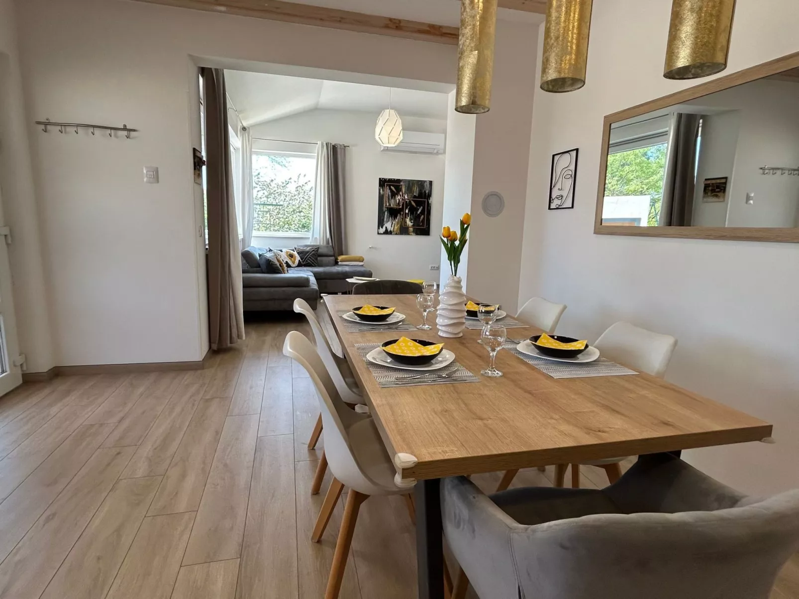 Diva mit privatem Pool