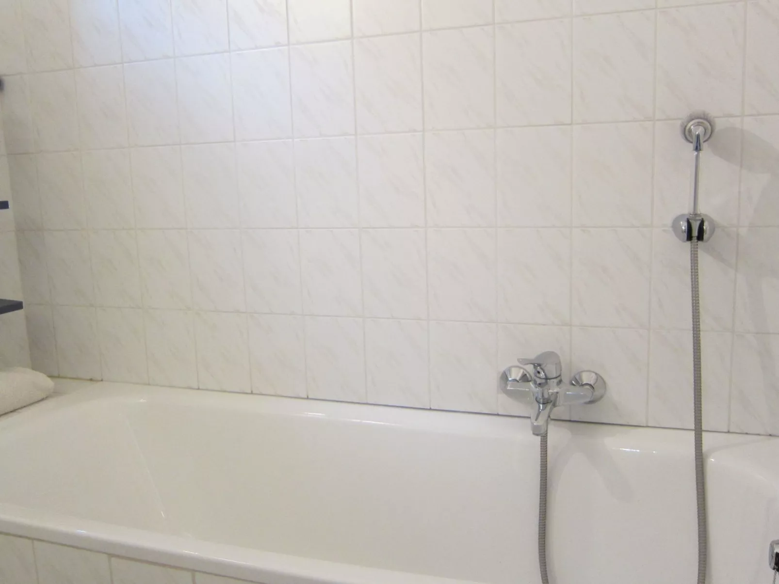 Traditionelle Villa mit Pool und Ausblick