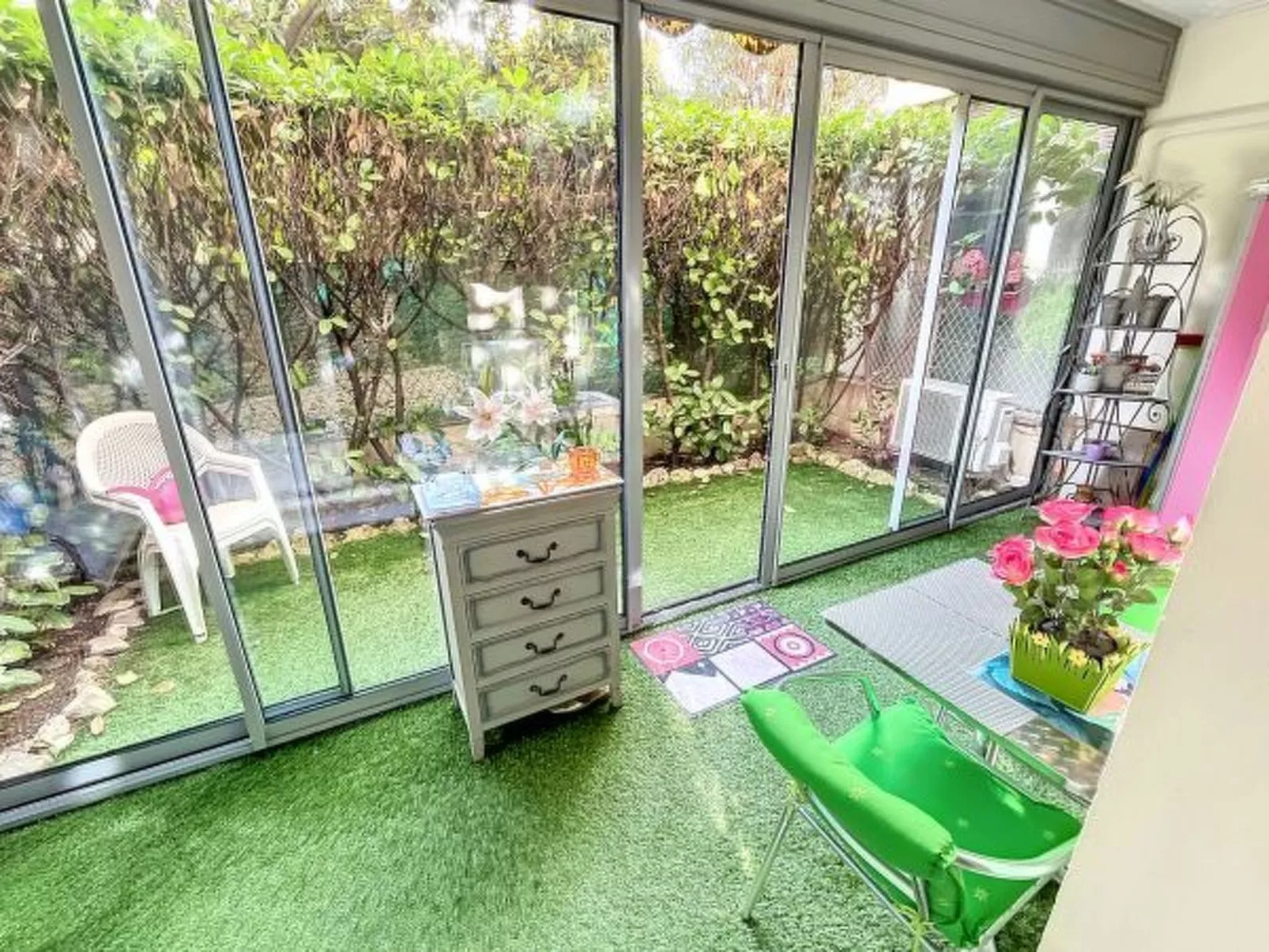 Cosy 1 bedroom Republique 236