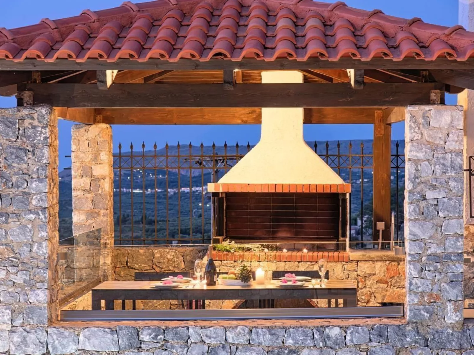 "Acrothea Villa Beheizter Pool"