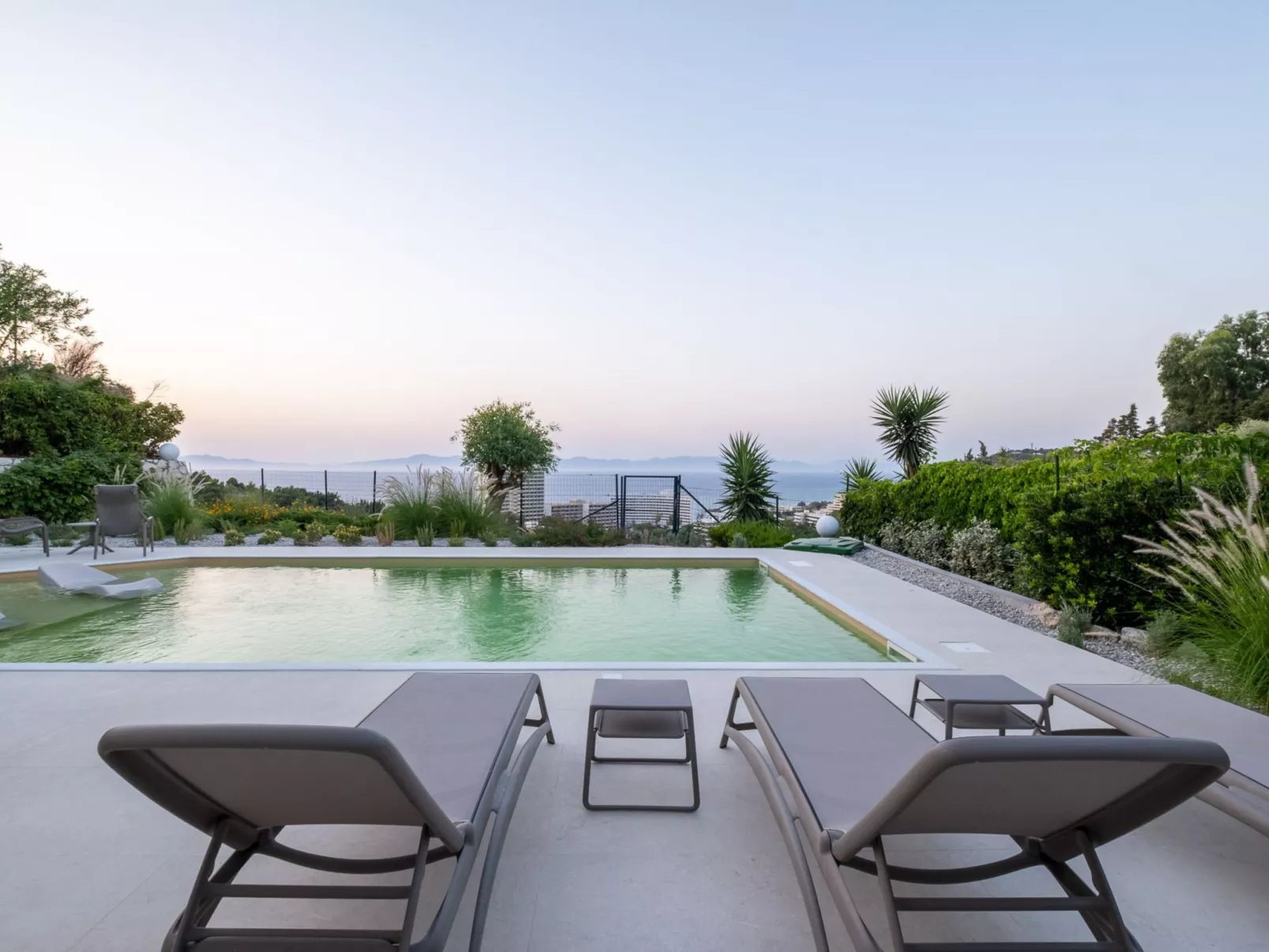 Vista von Del Sol Villa