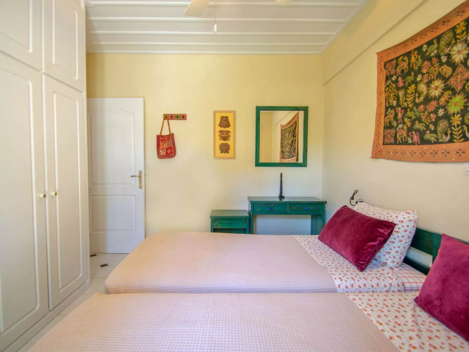 Anwesen mit Garten, Grill und Terrasse