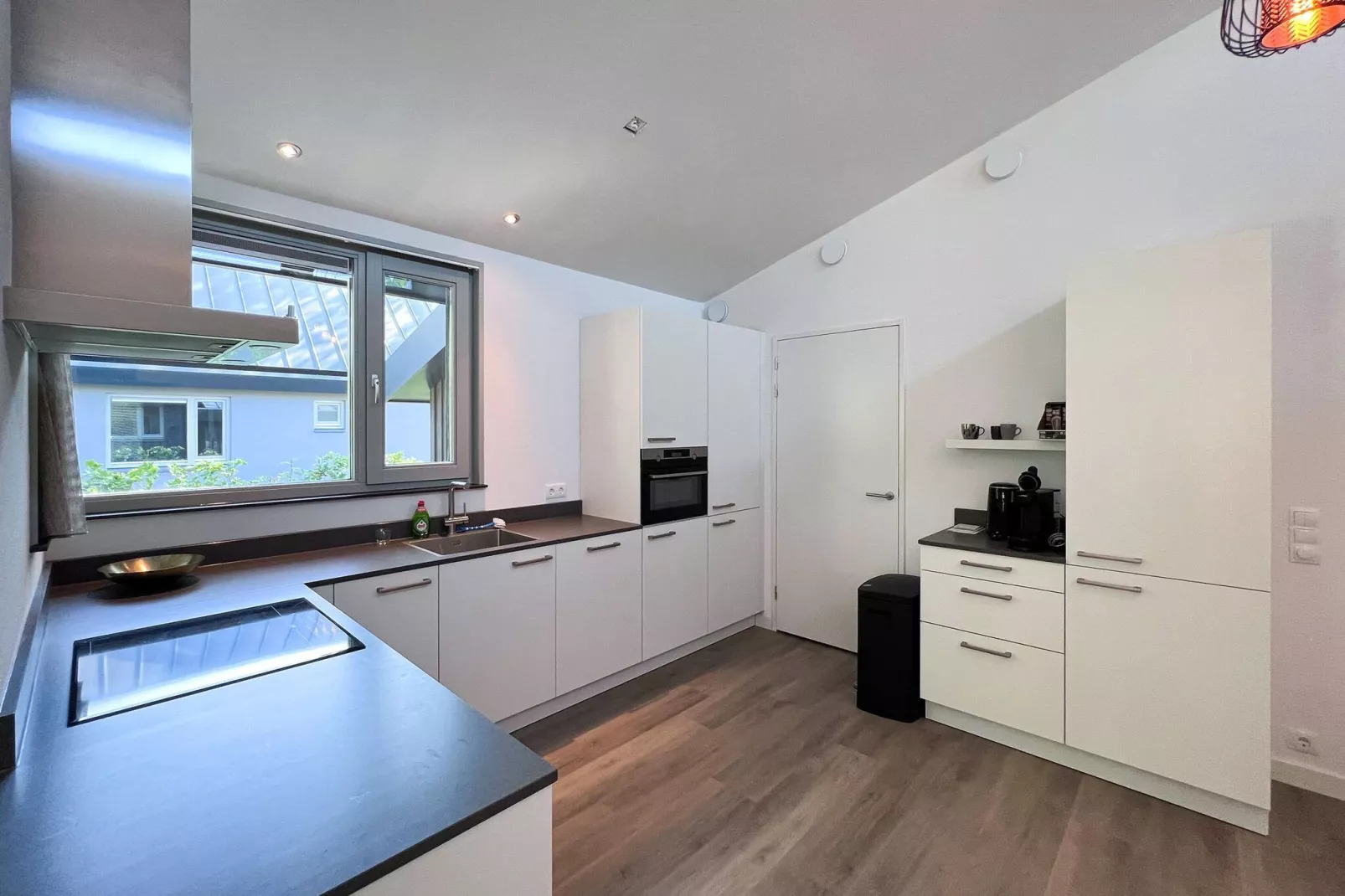 Villa Wulp - H003-Kitchen