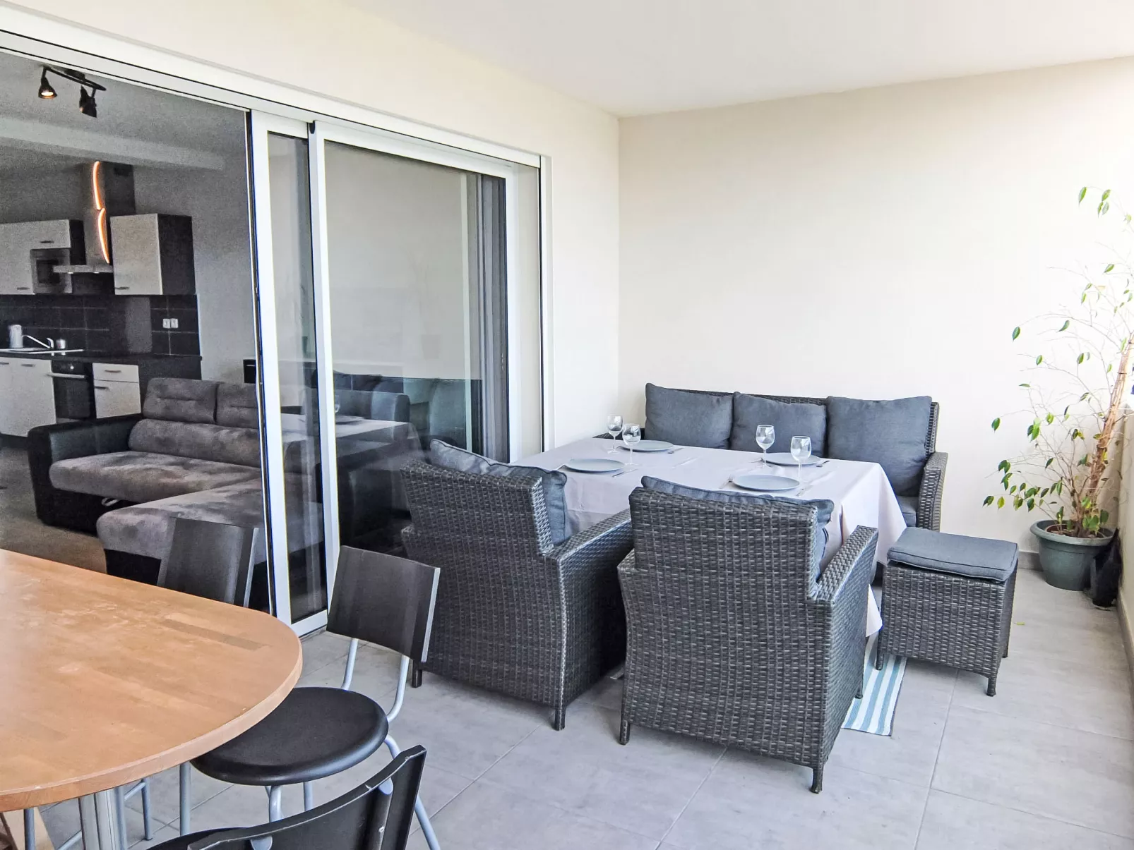 Terrasse de Lucie - Draußen