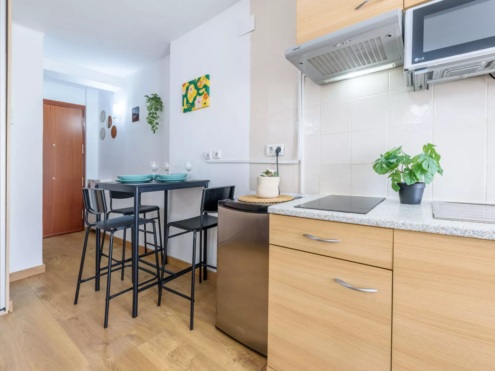 Beach La Pineda - Inside