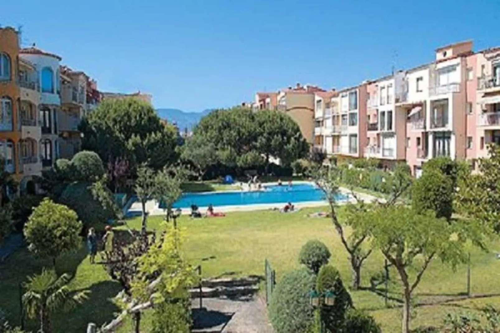 Résidence Odalys Gran Reserva - Jardins en été