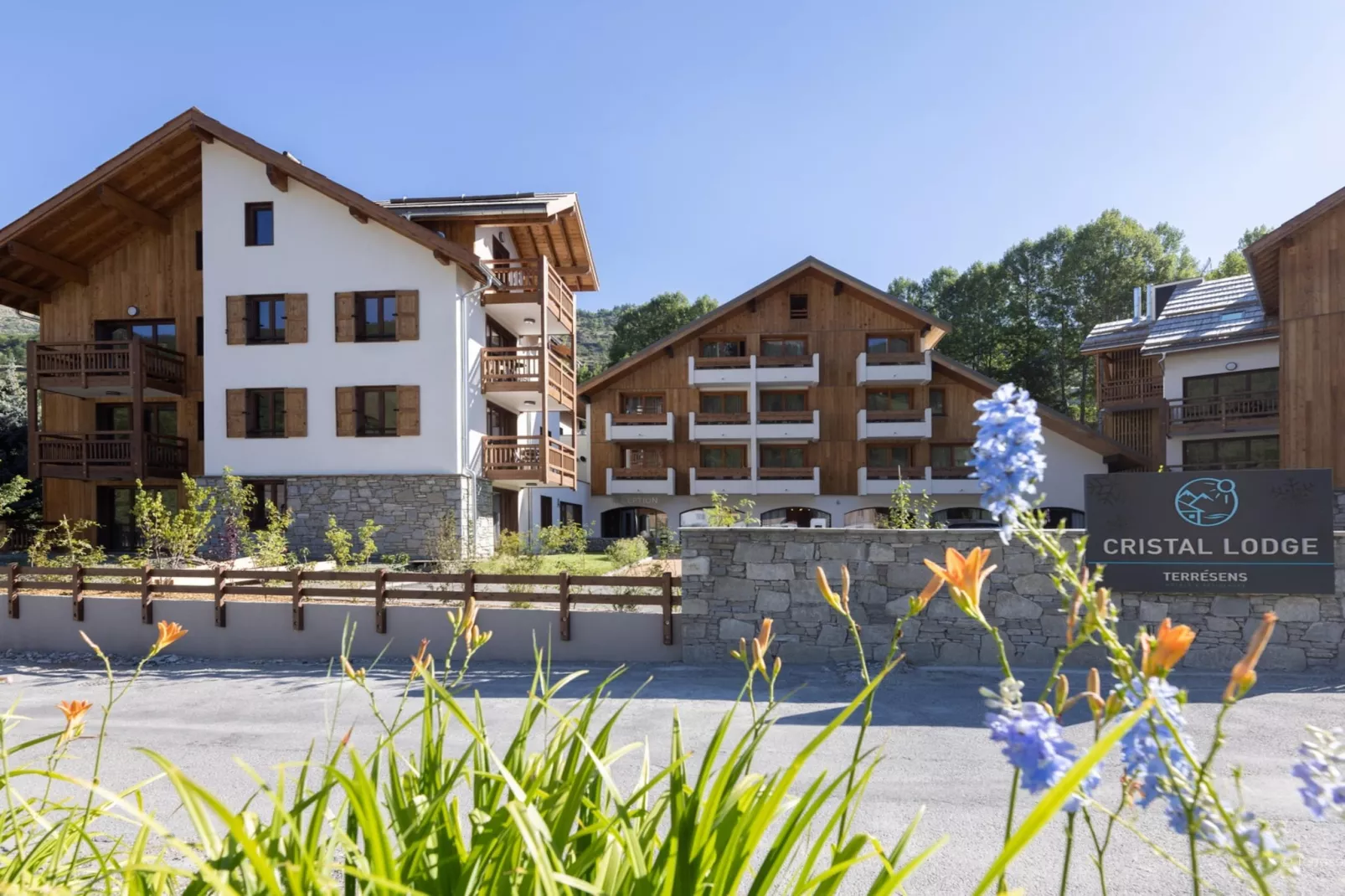 Le Cristal Lodge-R3TS - Außenbereich Sommer