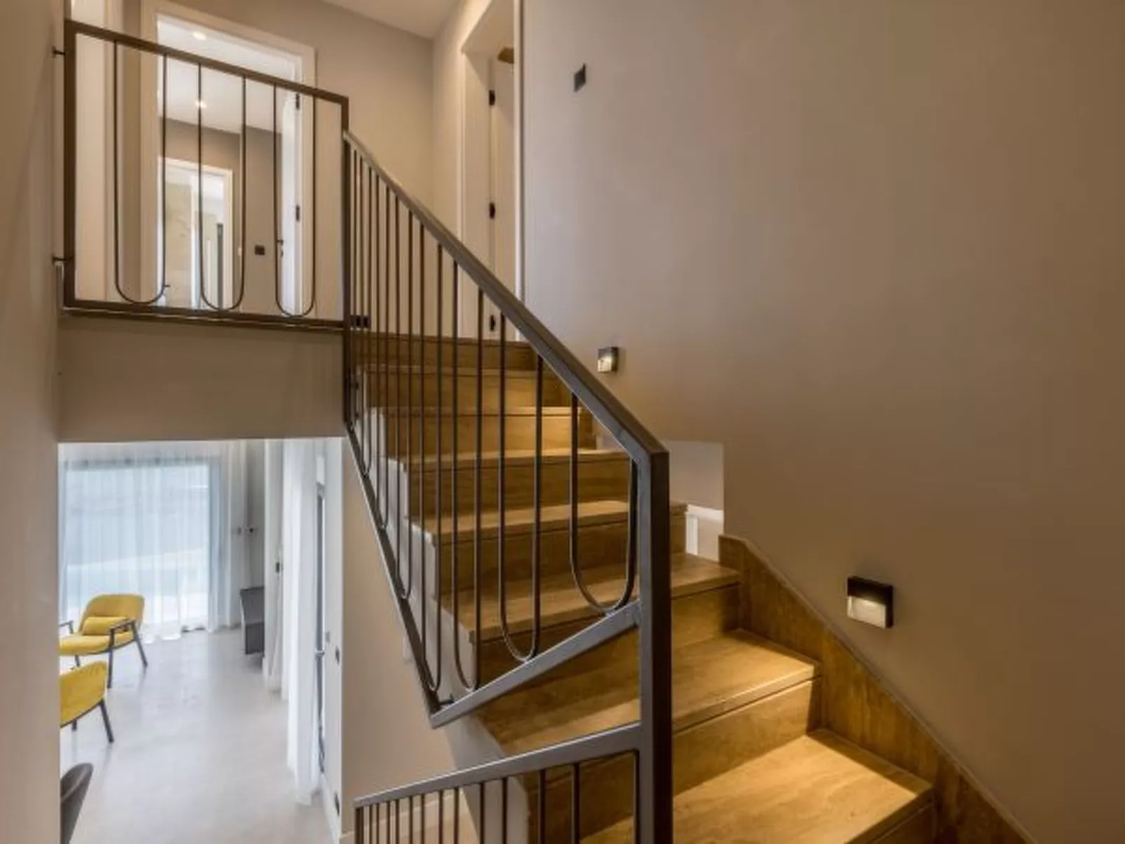 Beachfront villa Luce with seaview and pool - Dedans