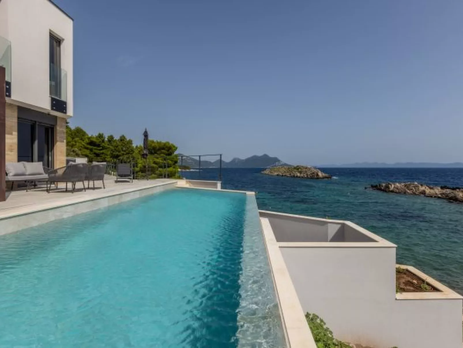 Beachfront villa Mare with seaview and pool - Dehors