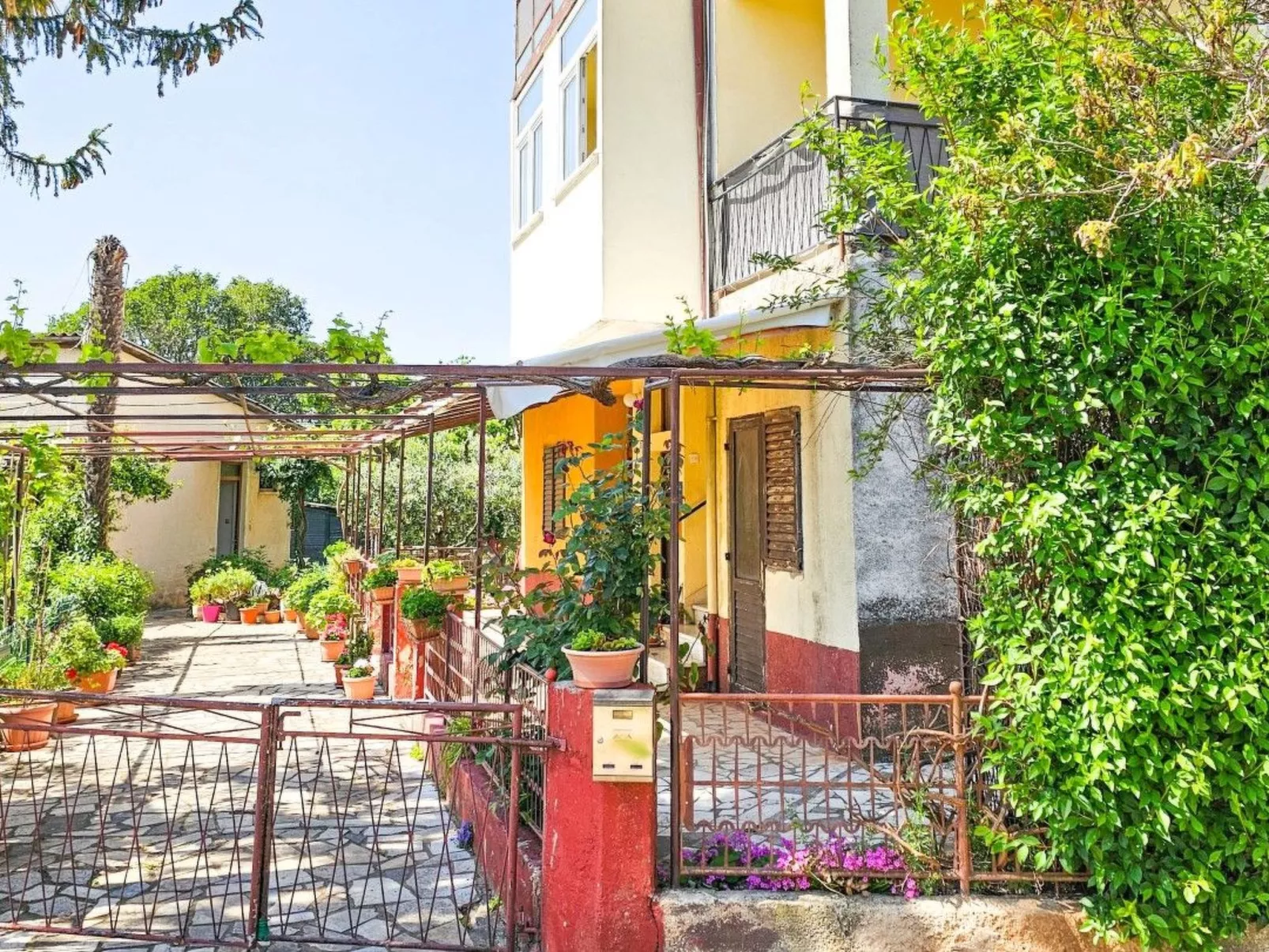 Für 4 Personen ca. 60 m&sup2; in Novigrad, Adriaküste Kroatien (Westküste von I - Outside