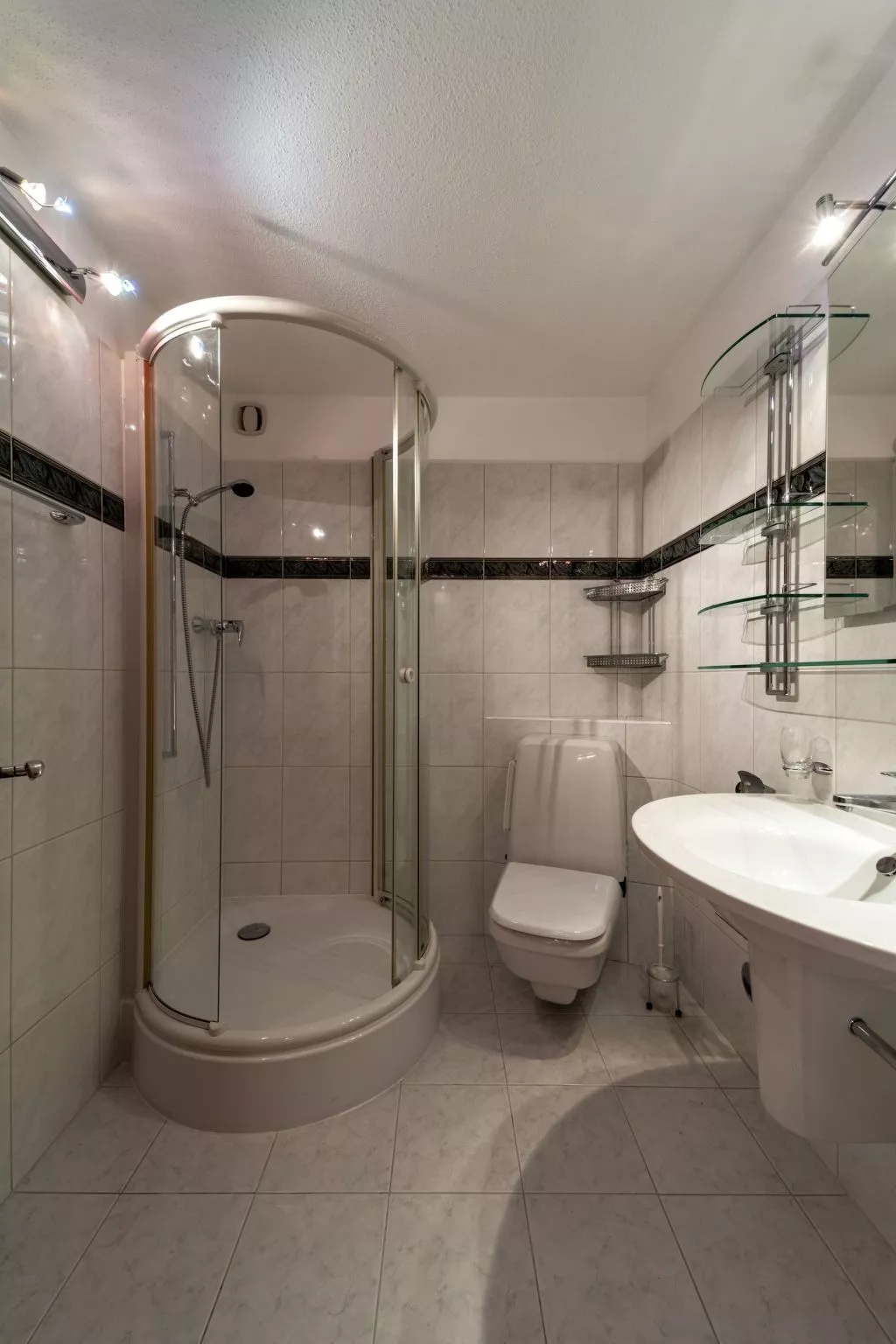 Wohnung "Chesa Guardaval 10" - Dedans