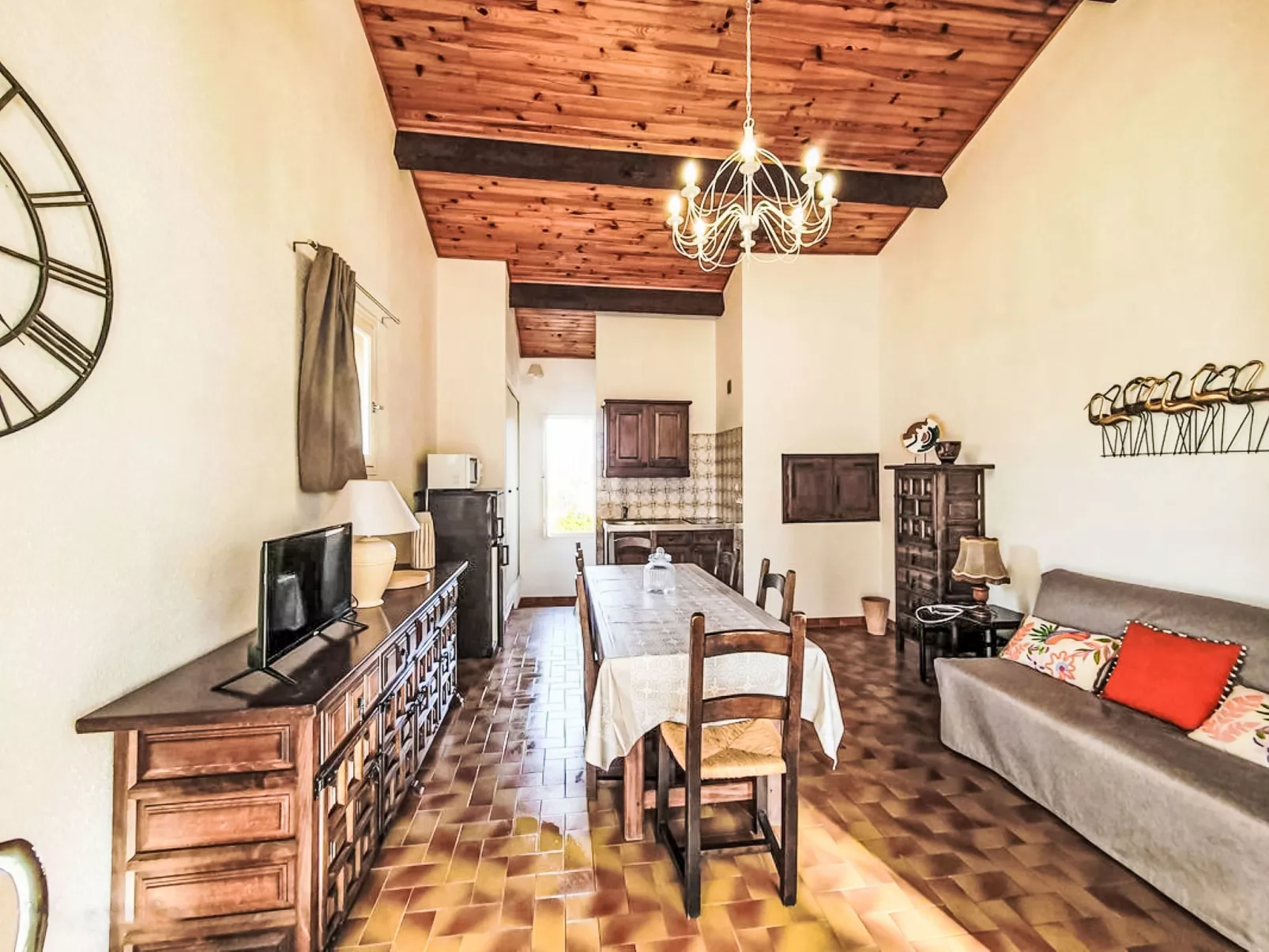 Résidence les Figuiers fleurs - Drinnen