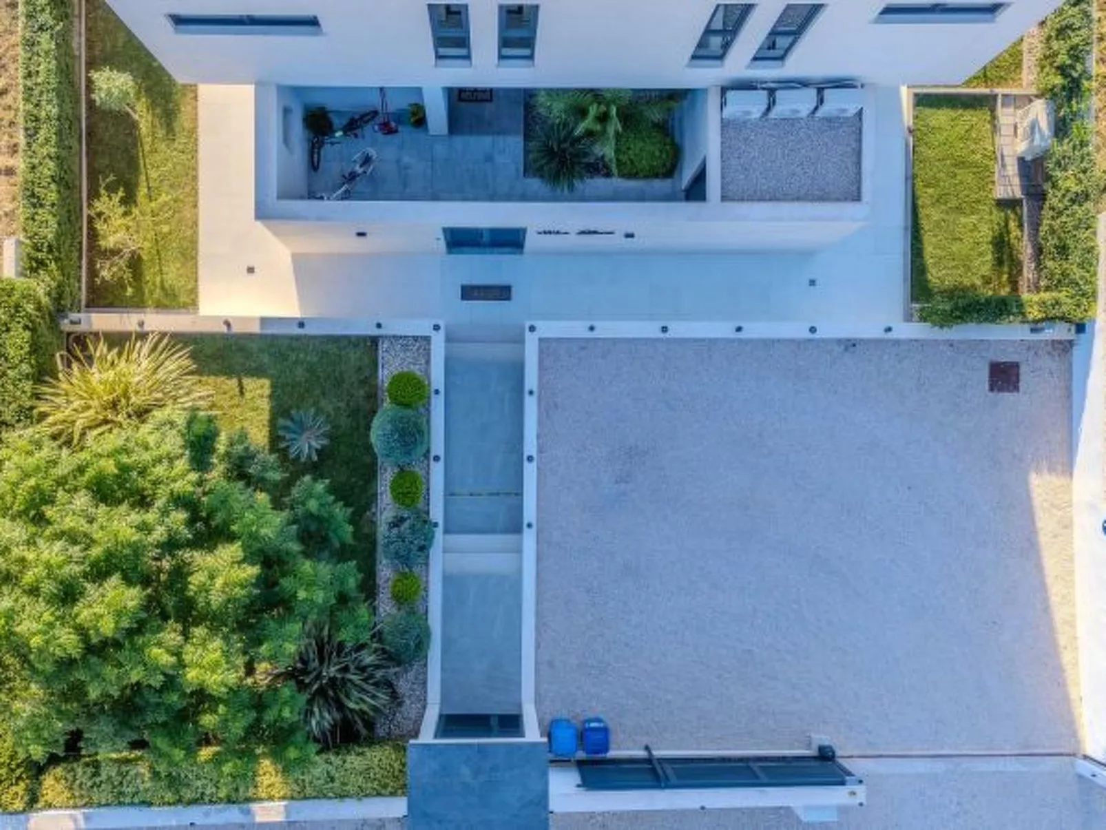 Beautiful villa Lara in Vrana with pool - Image-tags.info