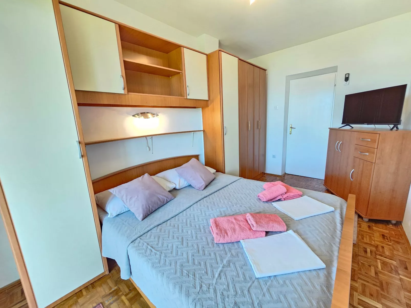 Zimmer für 2 Personen ohne Küche - Drinnen