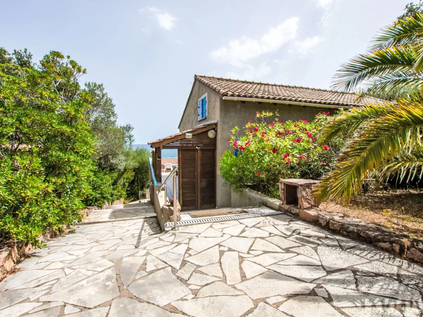 Haut Casa Blue - Dehors