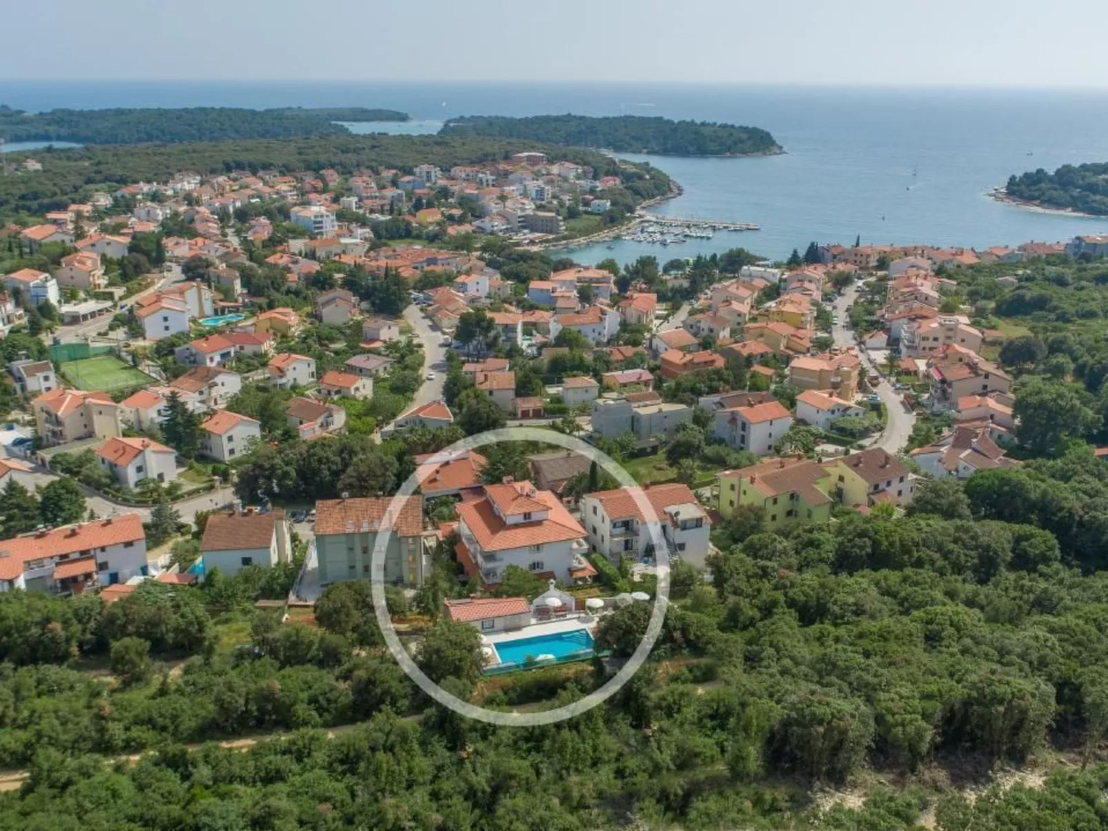 Appartement in Pjescana Uvala mit Großer Terrass - Image-tags.info