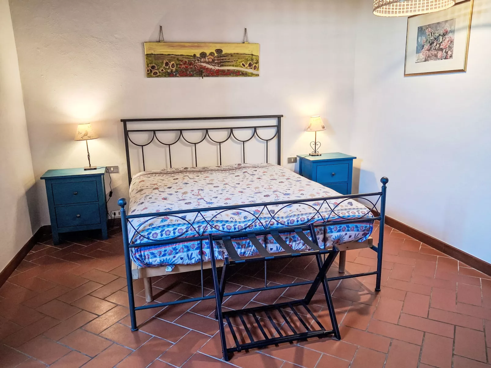 Il canto dei merli - Inside