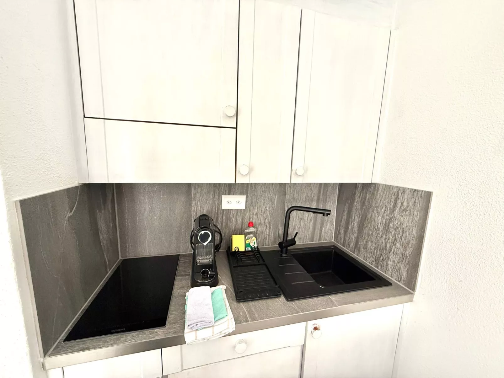 Studio im Zentrum, Schwimmbad und 400m von Skiliften entfernt - Dedans