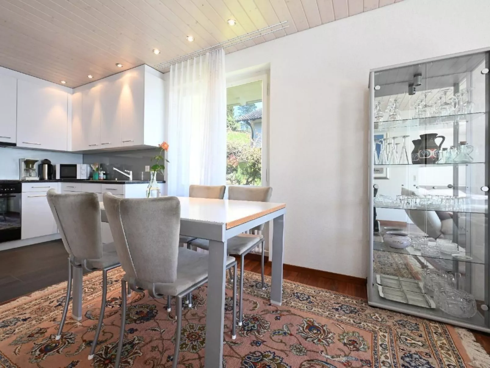 Haus Stirnemann/ Wohnung H-3 - Drinnen