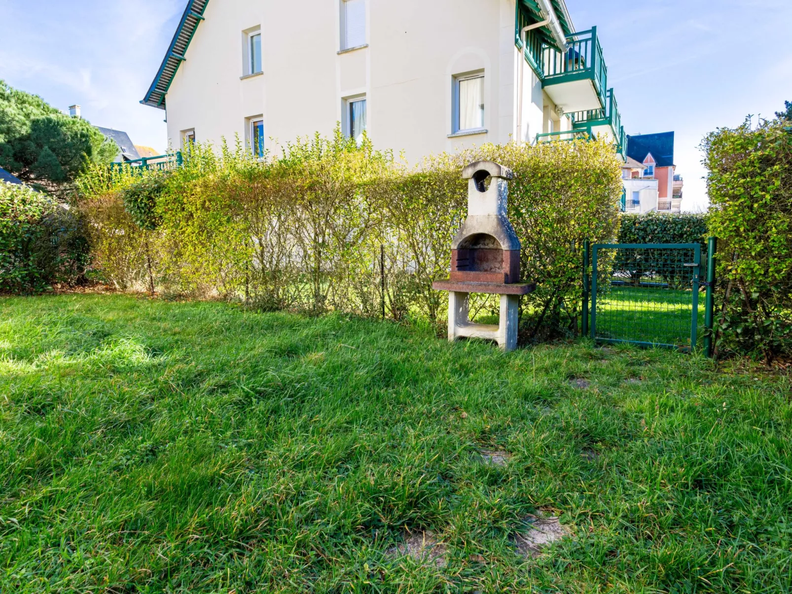 Les Goélands - Draußen