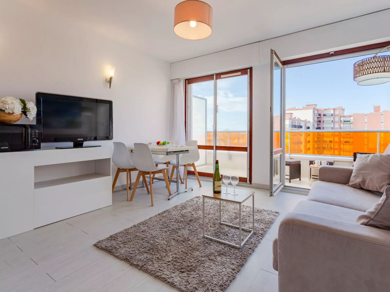 Les Caravelles - Drinnen