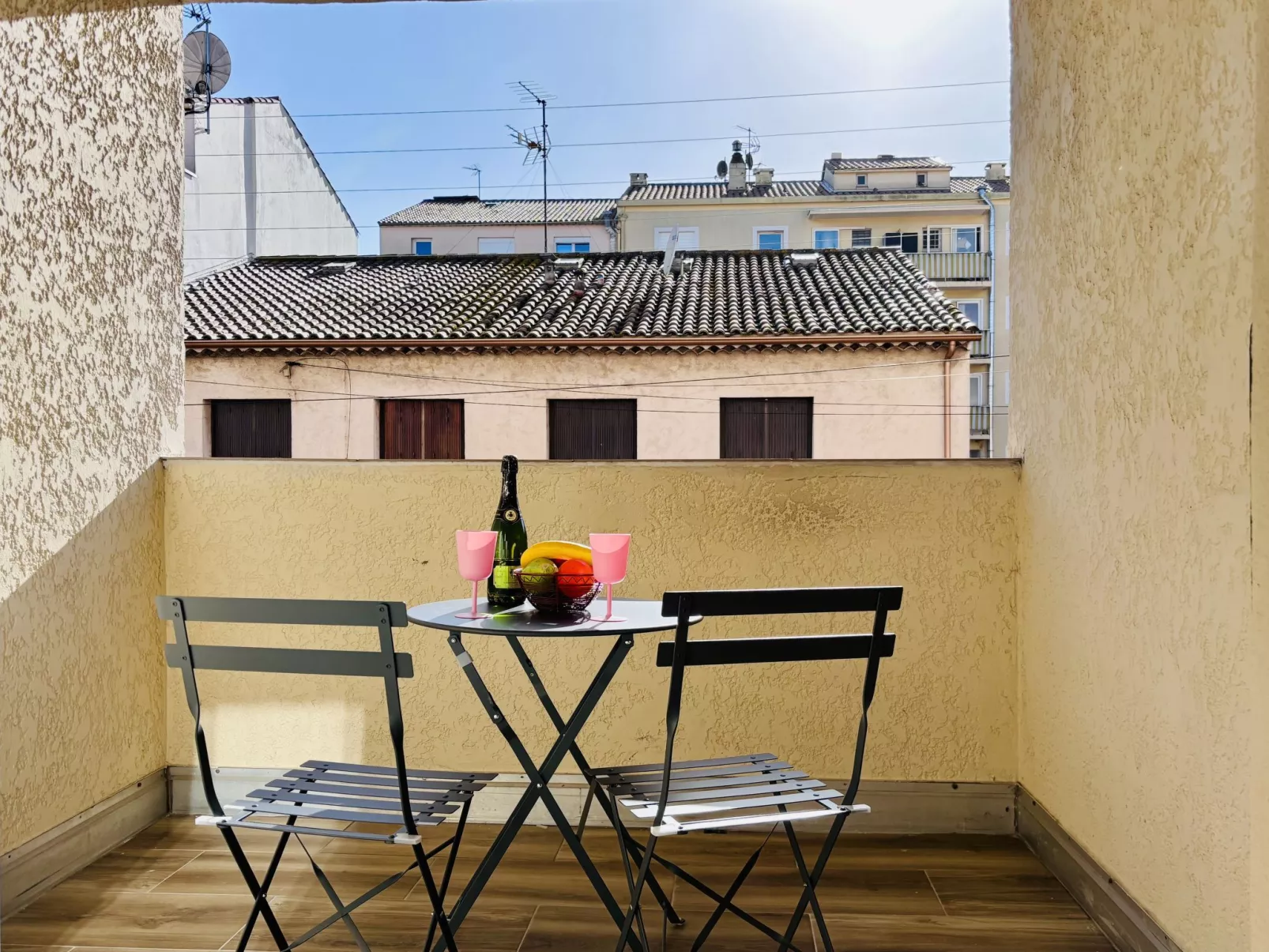 Le Riviera - Draußen