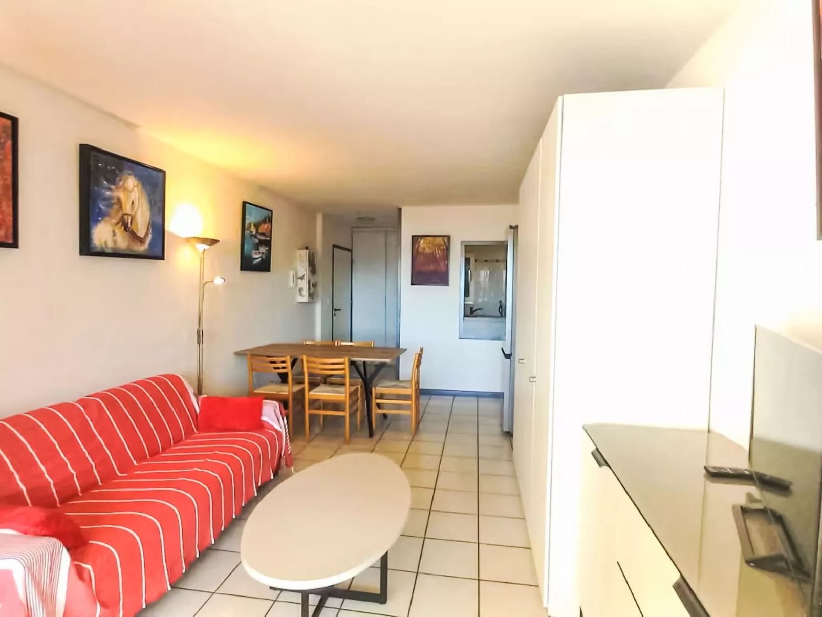 Les Mandariniers - Drinnen