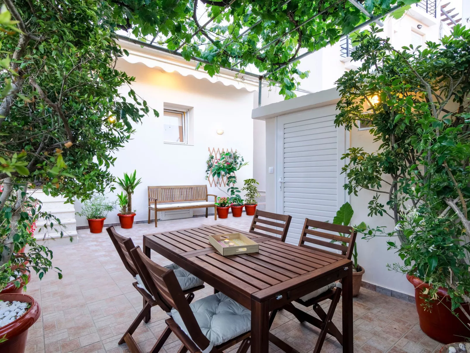 Leny's Seaside House - Outside