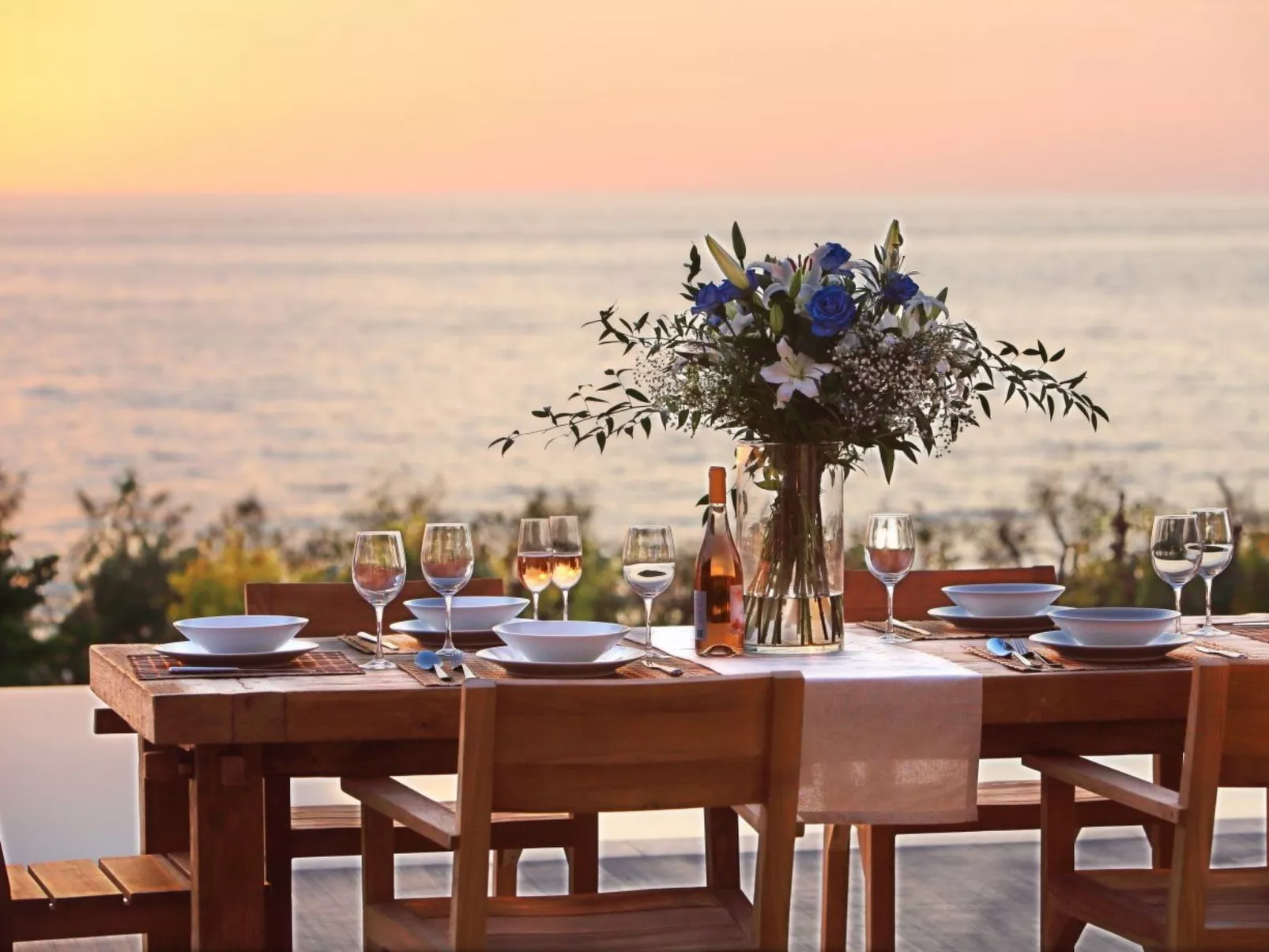 "Capro" mit Infinity-Pool - Outside