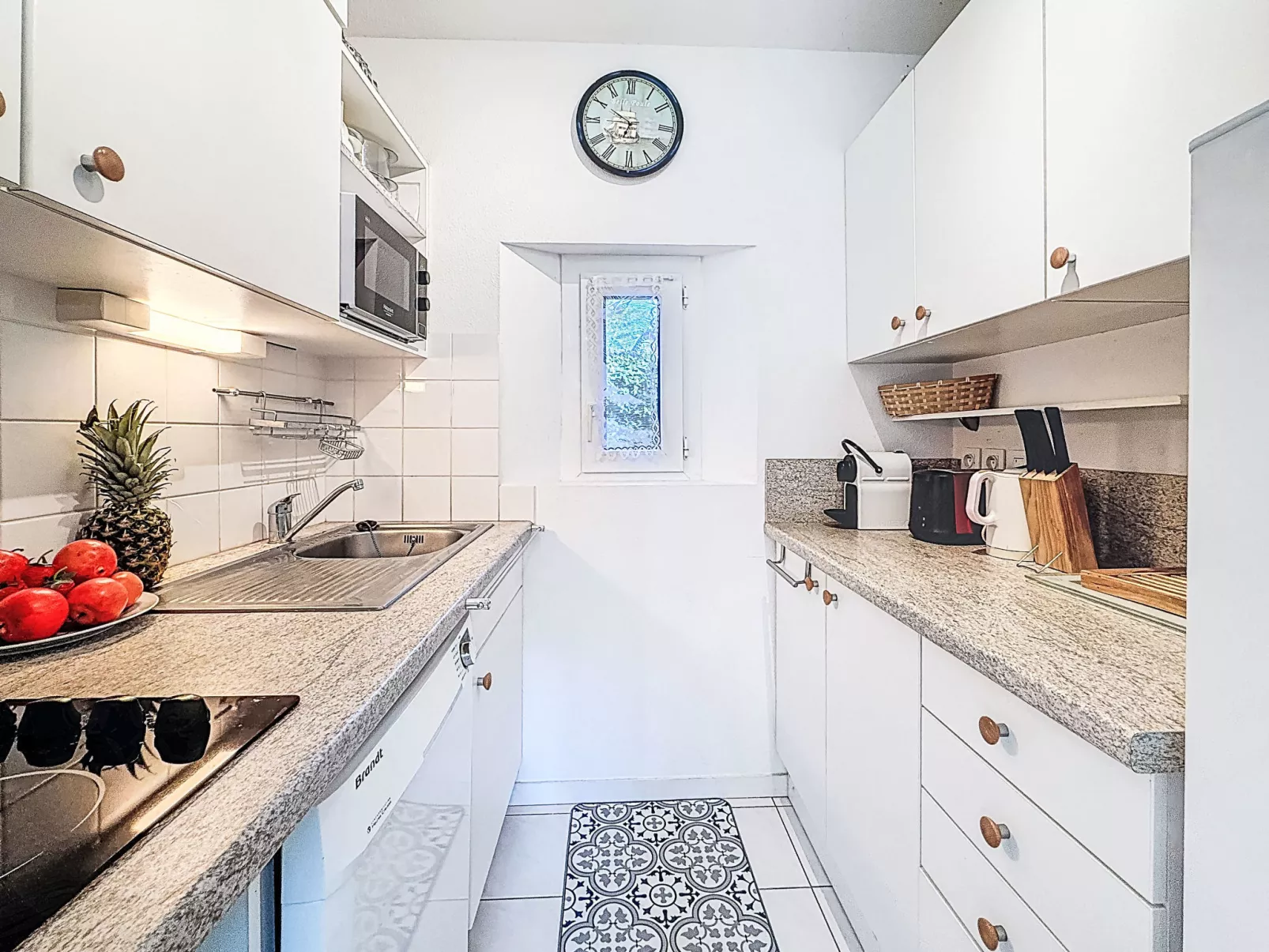 Clos de Kerallan - Inside