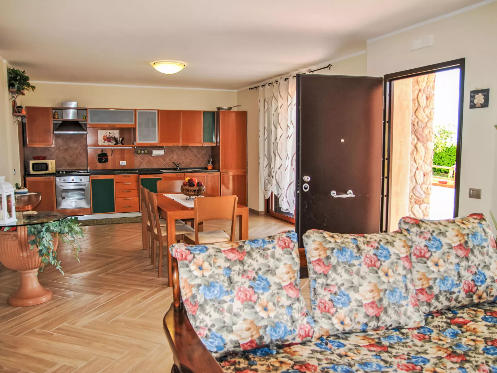 Corte Saturnia - Inside