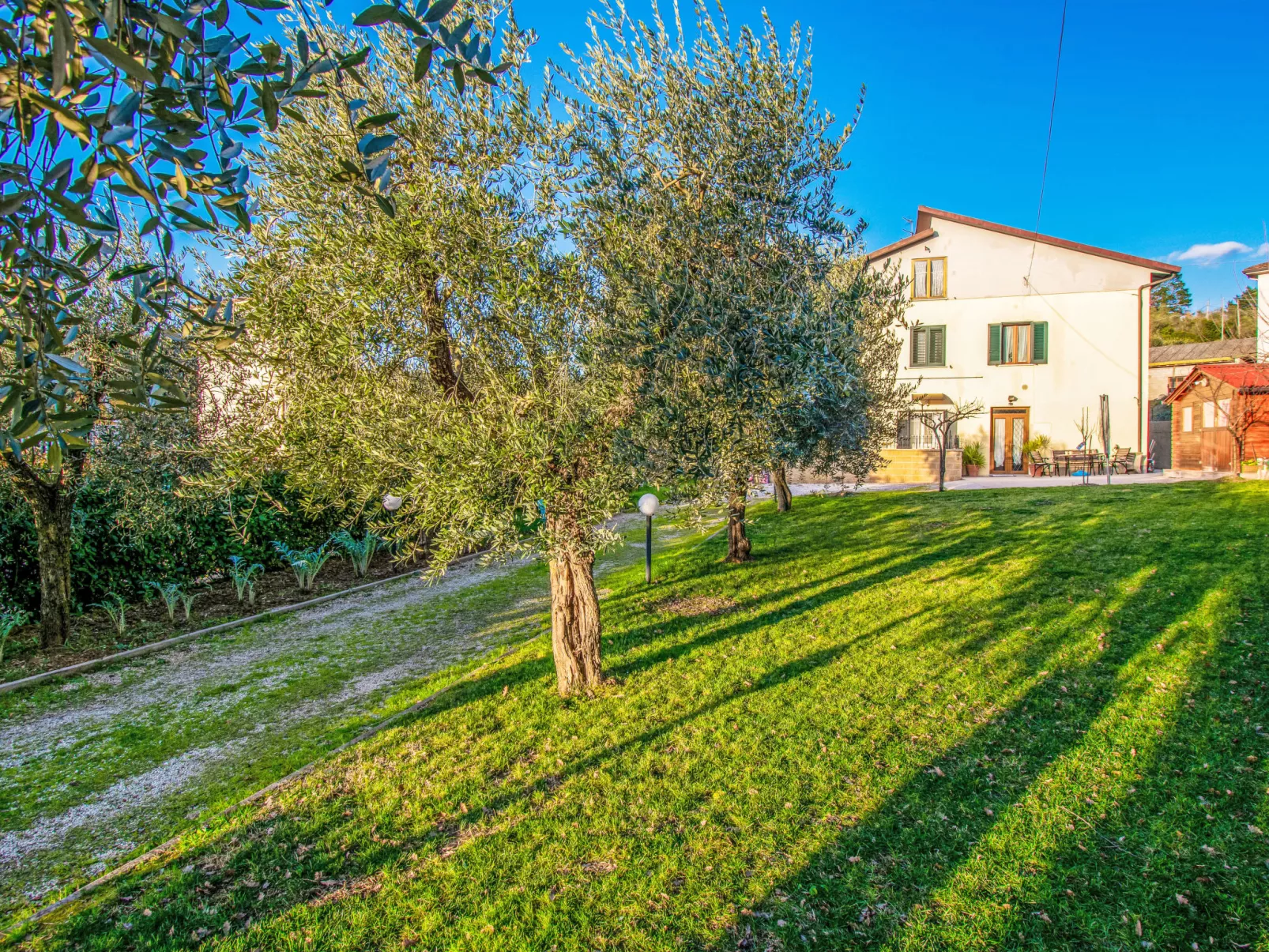 Tre fontane - Outside