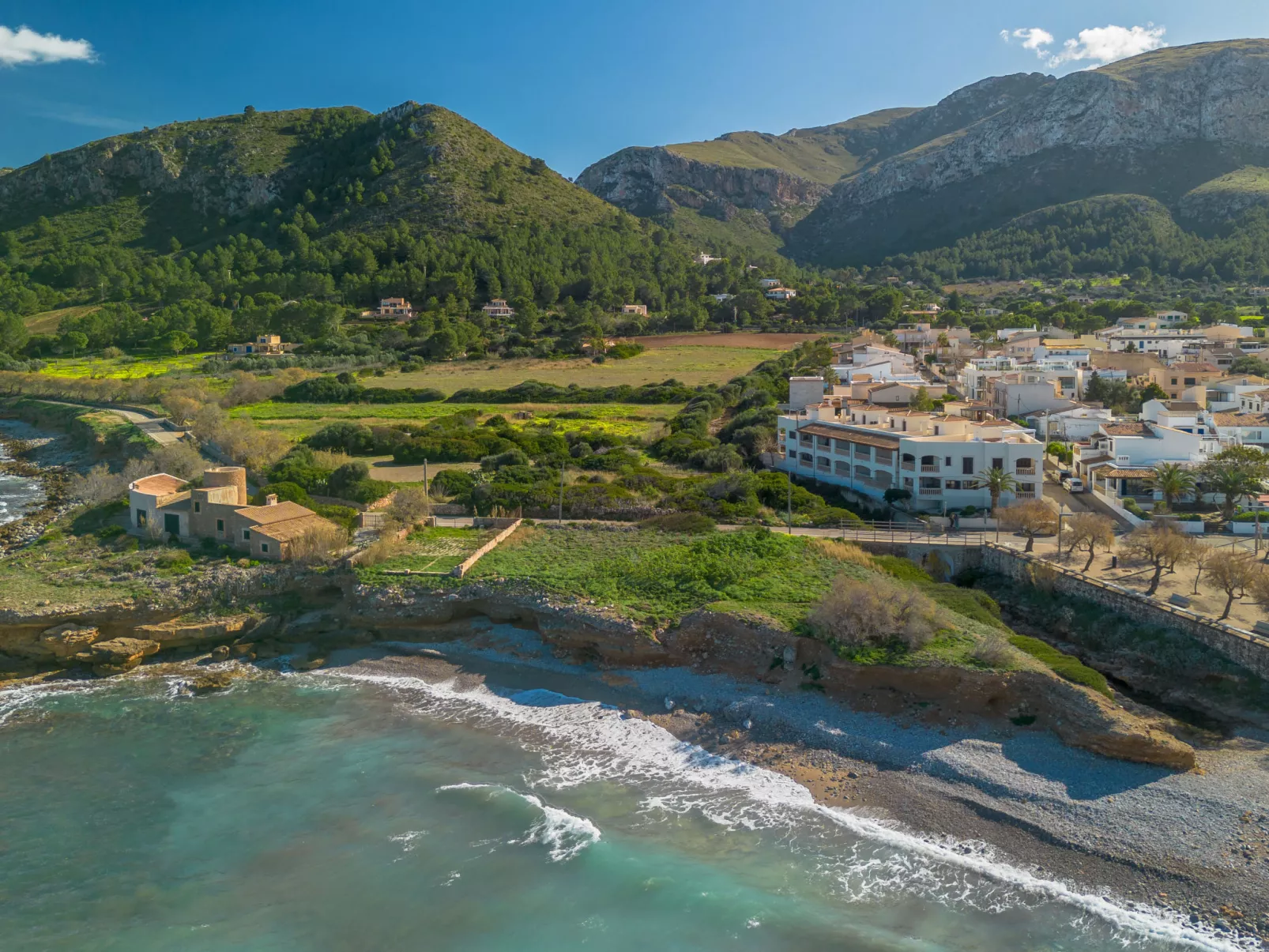 Vista Mar i Muntanya - Draußen