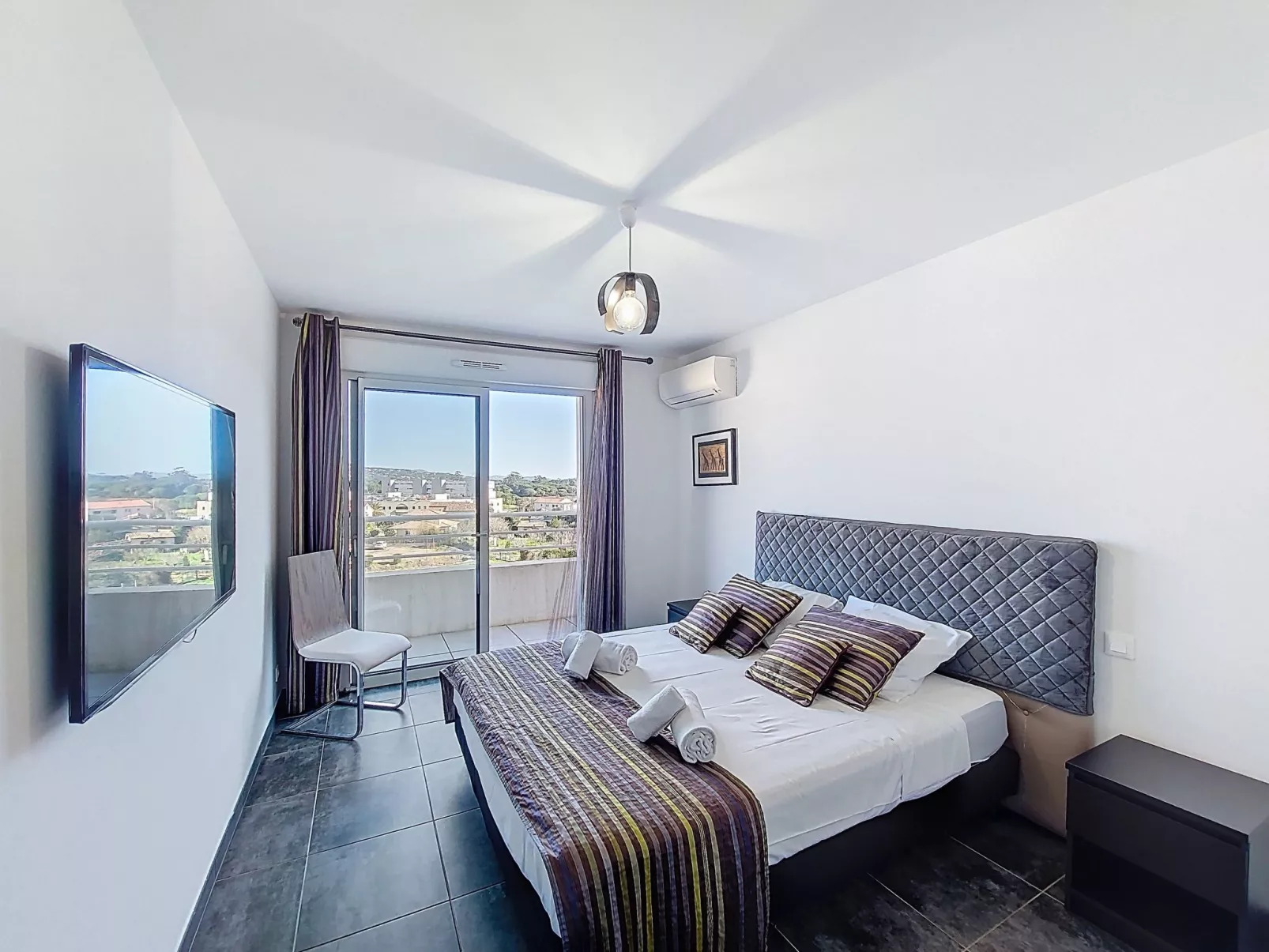 La Boétie - Drinnen