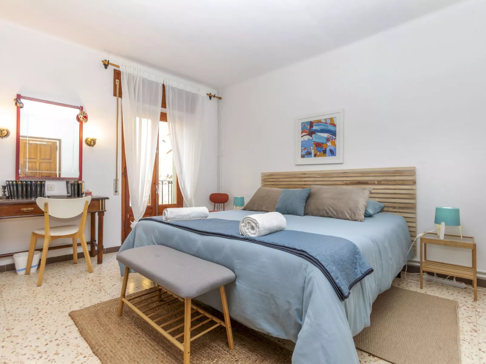 Urban Plaza Palafrugell - Drinnen