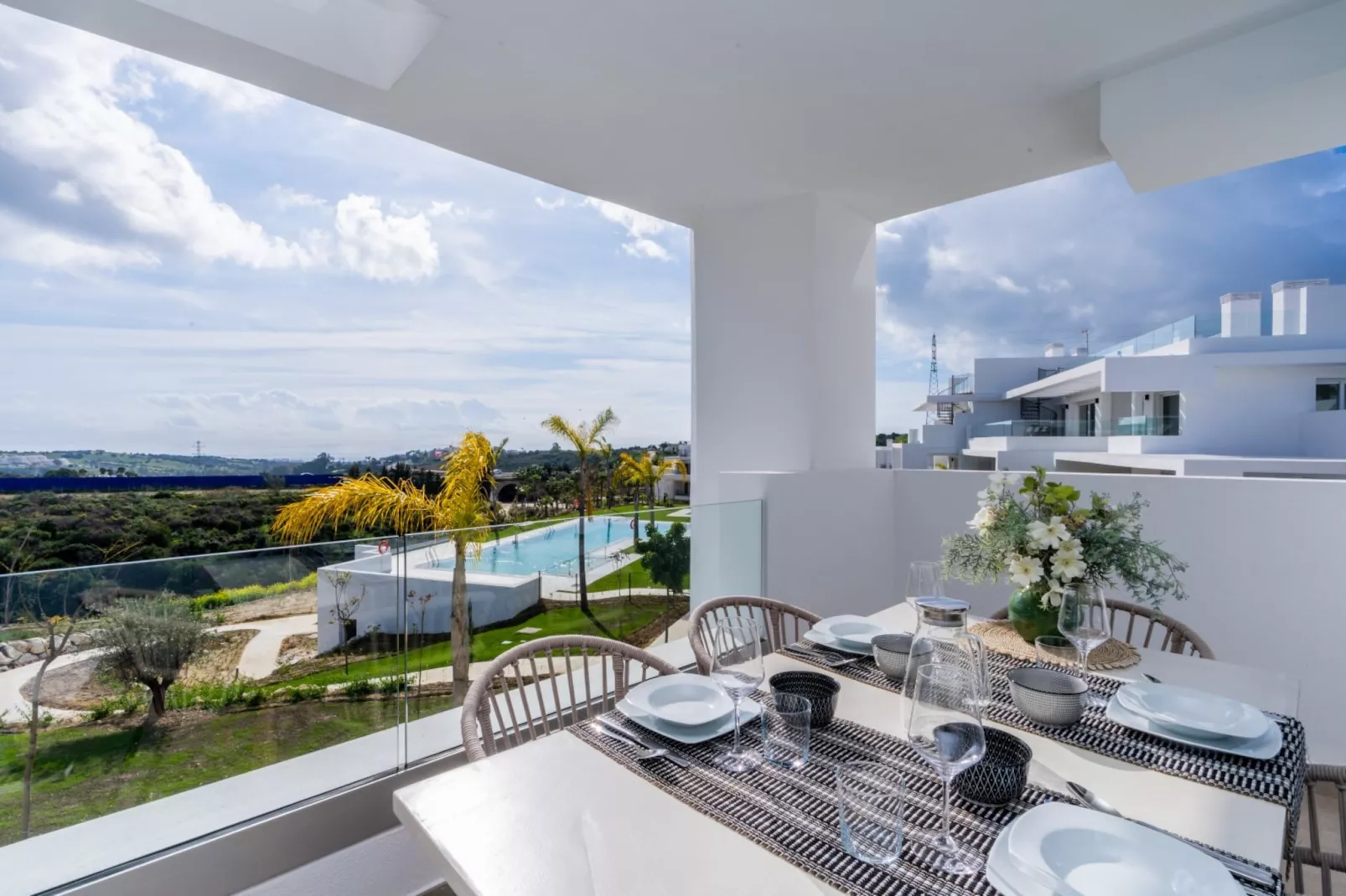 AL4-1916 ESTEPONA - APARTMENT - ALCAZABA LAGOON - Terrasse / balcon