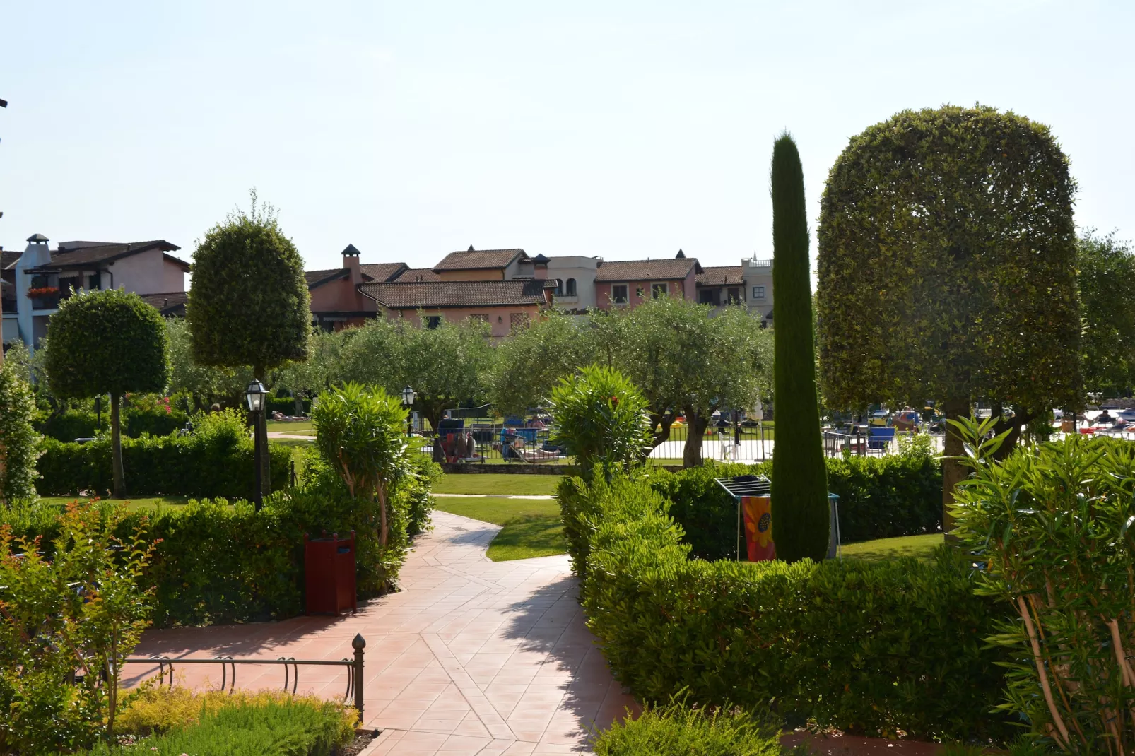 Garda Resort T4 1P Sup - Garten Sommer