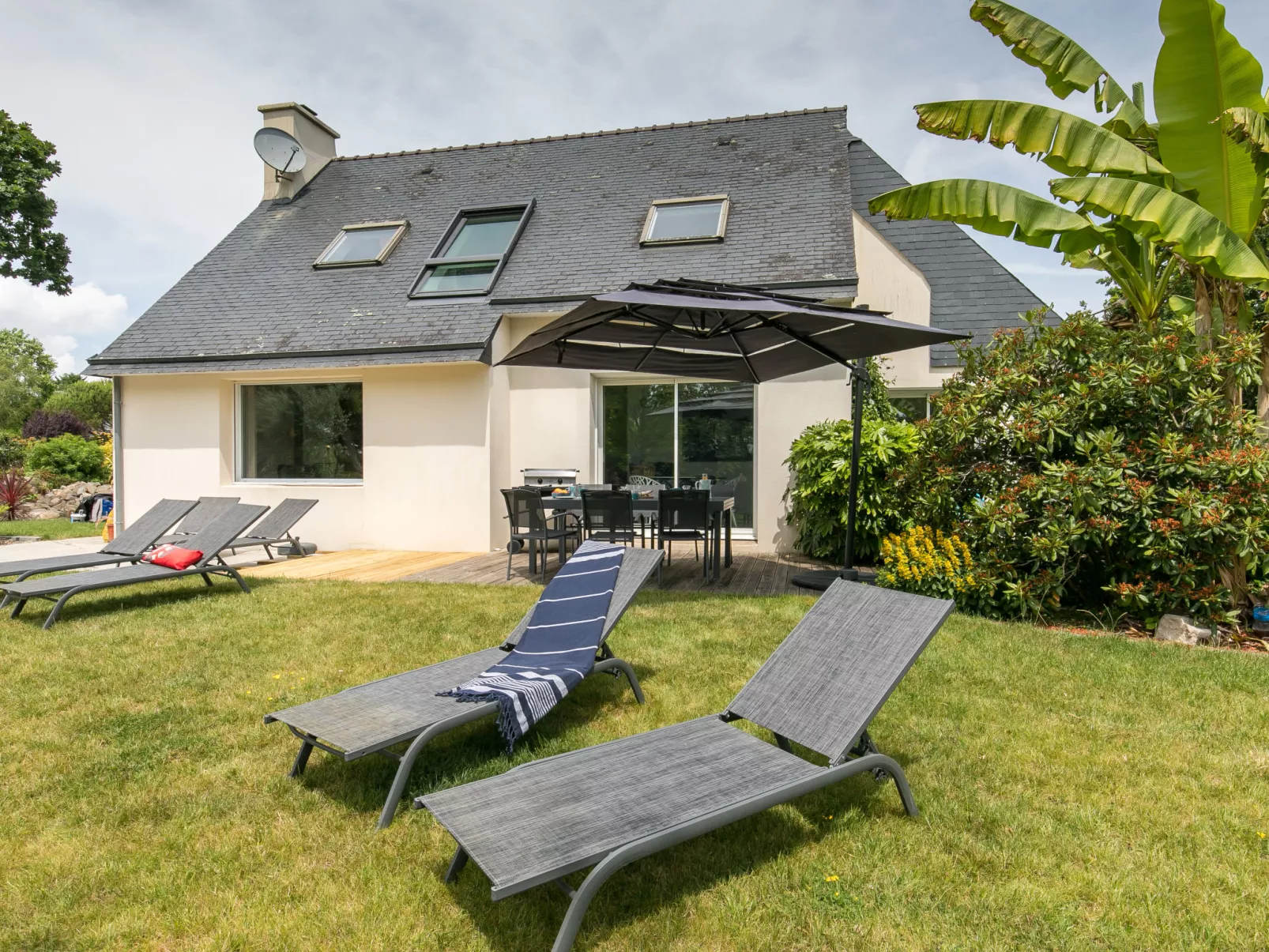 L'échappée - Outside