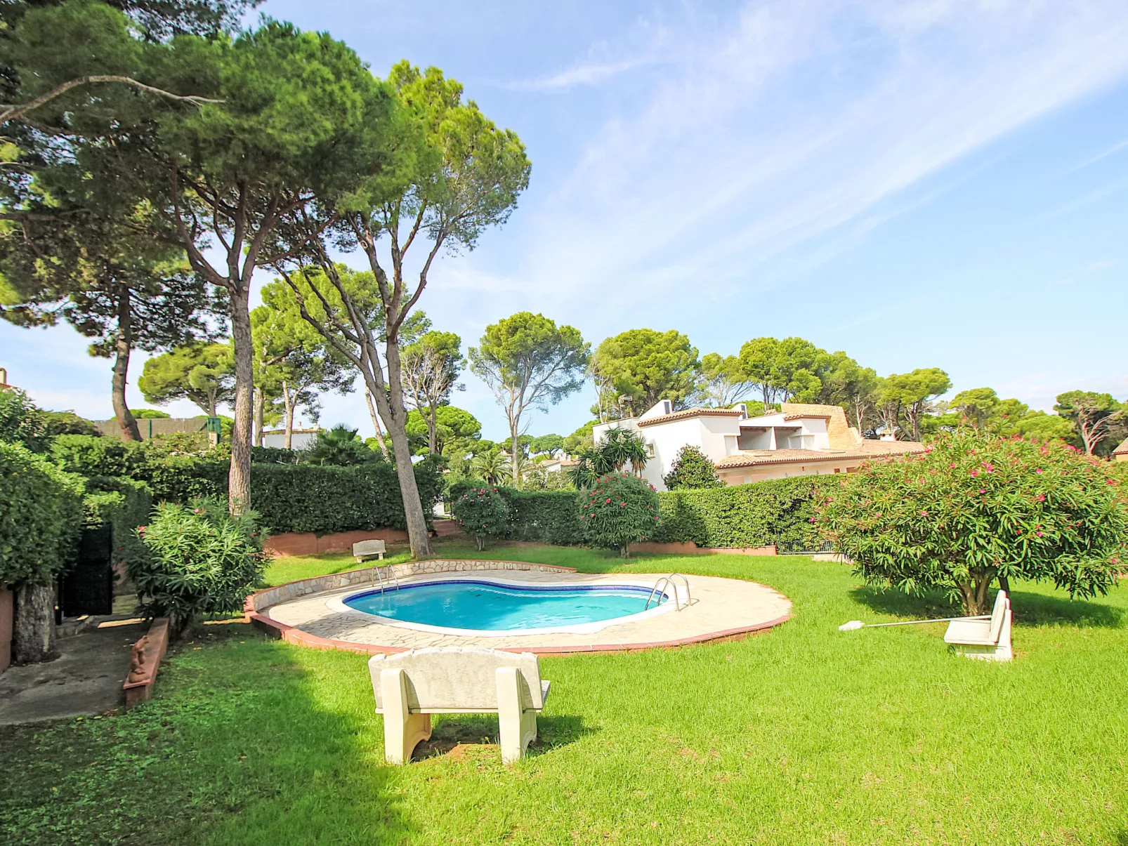 Torre Mora - Draußen