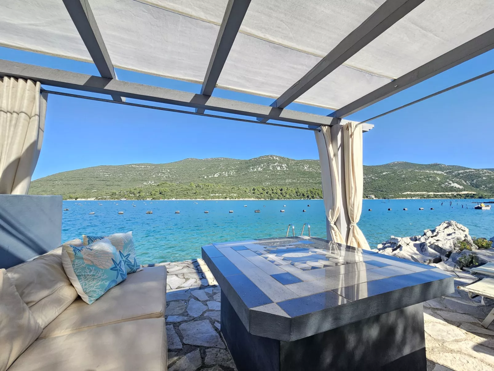 Waterfront Oasis - Dehors