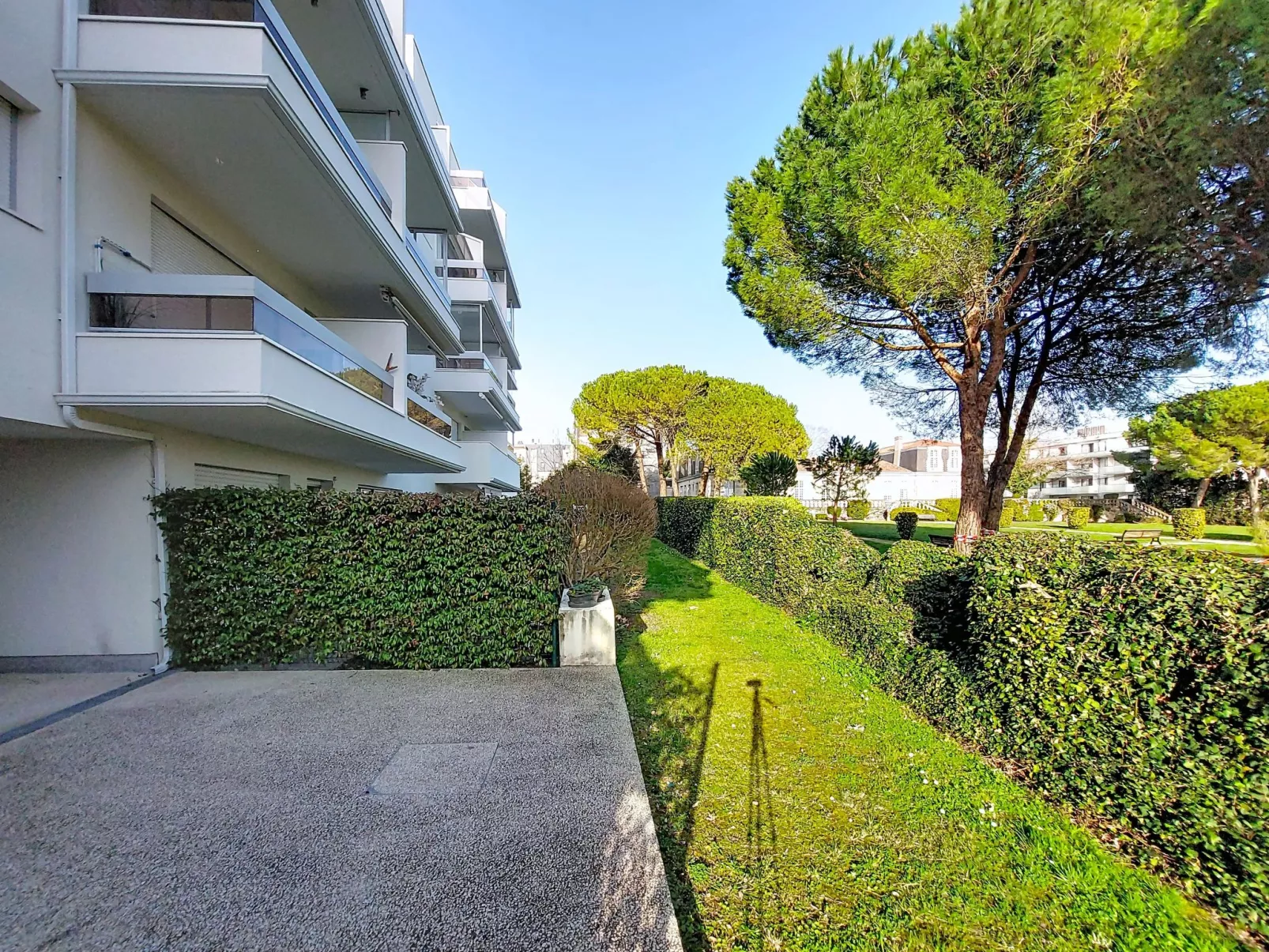 Résidence de Mons - Draußen