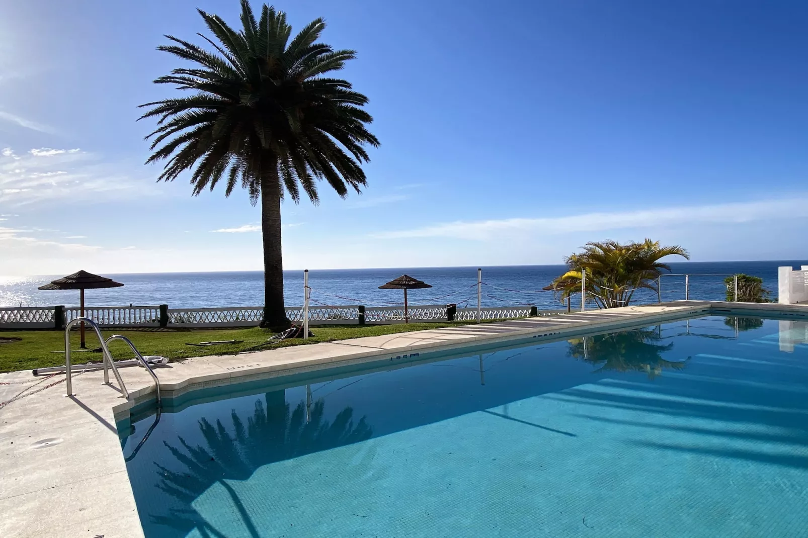 Acapulco Playa 302 by Casasol - Swimming pool