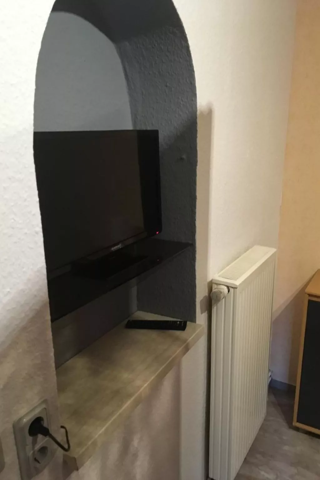 Charmantes Appartement mit Grill und Garten - Dedans