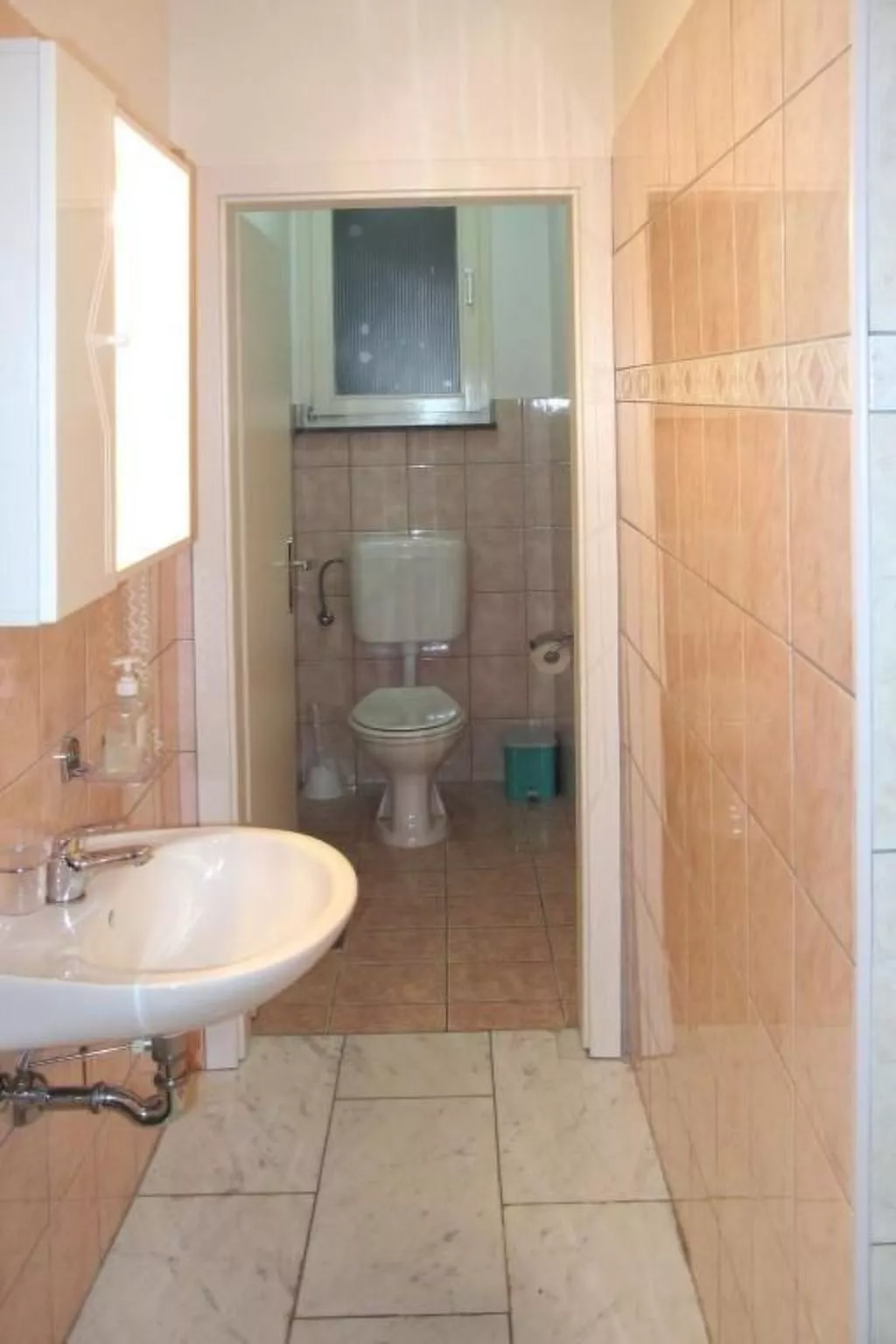 Ein Apartment im Ferienhaus Zweirosen - Image-tags.info