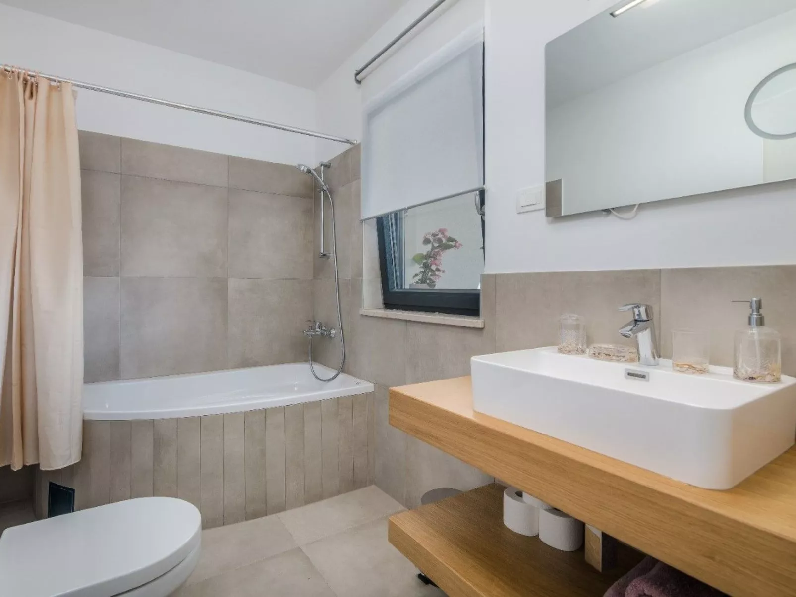 Für 6 Personen ca. 130 m&sup2; in Novigrad, Adriaküste Kroatien (Westküste von - Dedans