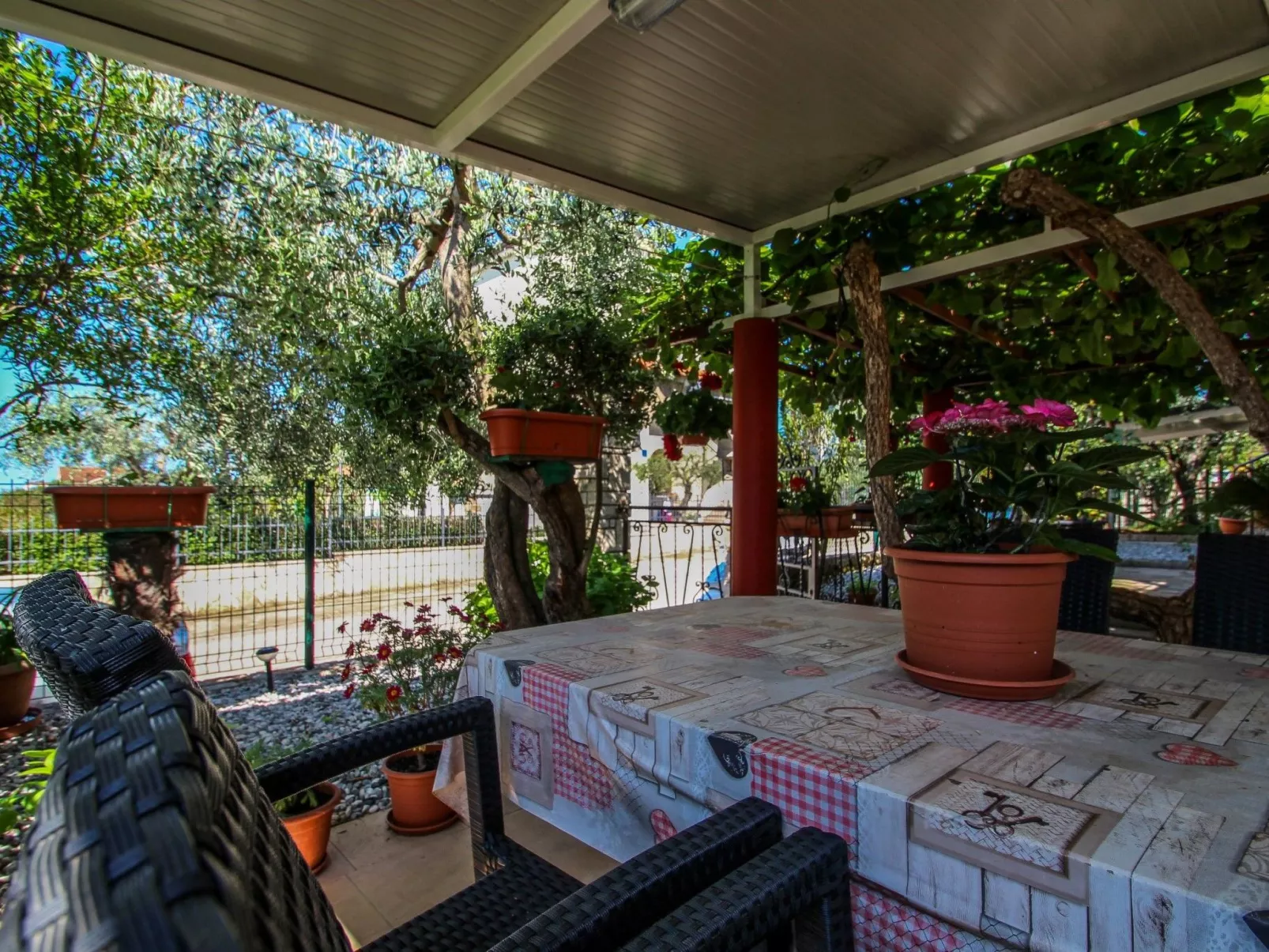 Rafi für 5 Personen - Outside