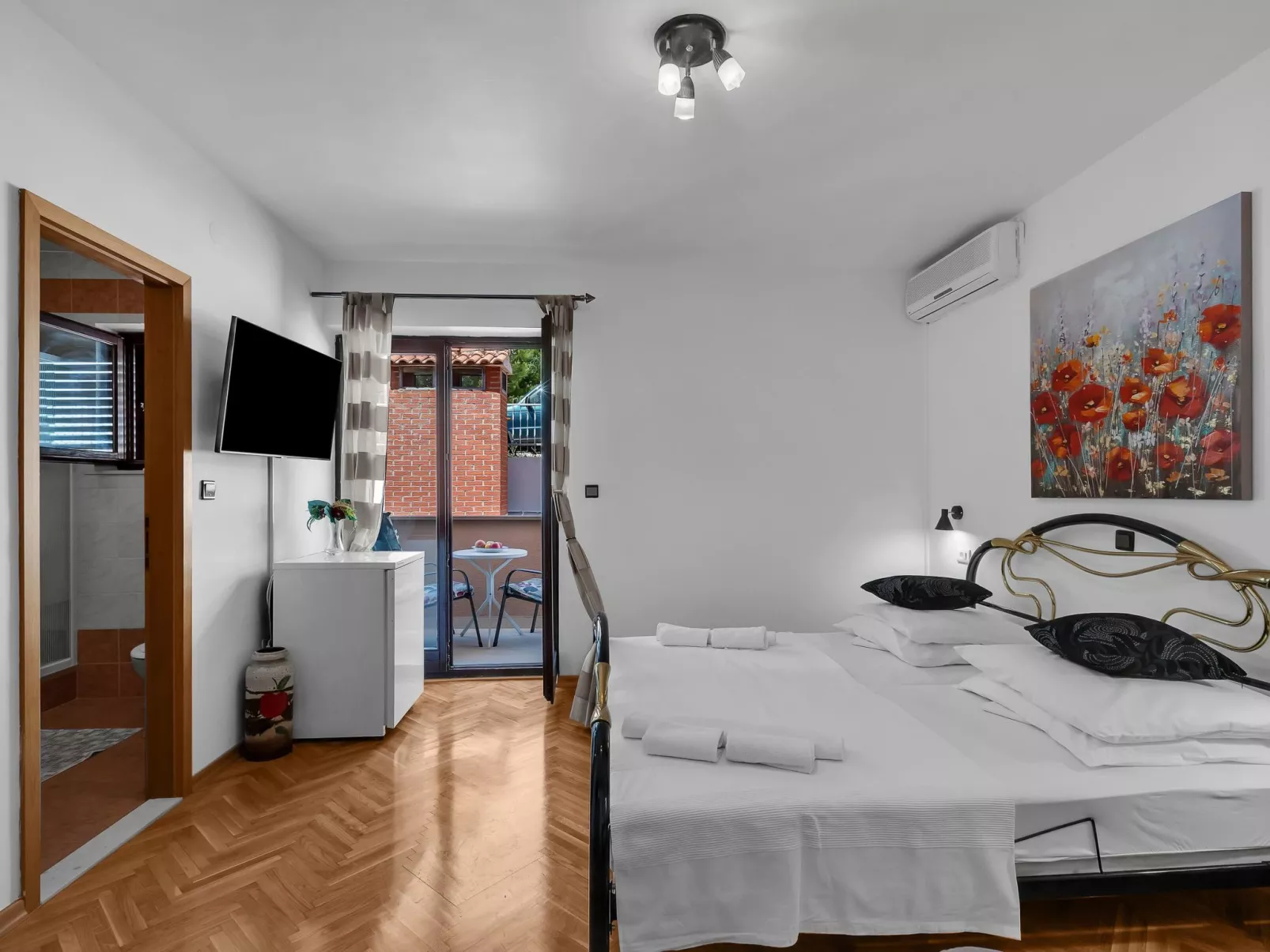 Gasthaus Lazeta - Drinnen