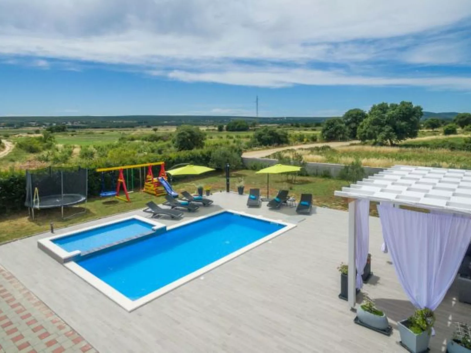 Beautiful villa Maris with pool - Image-tags.info