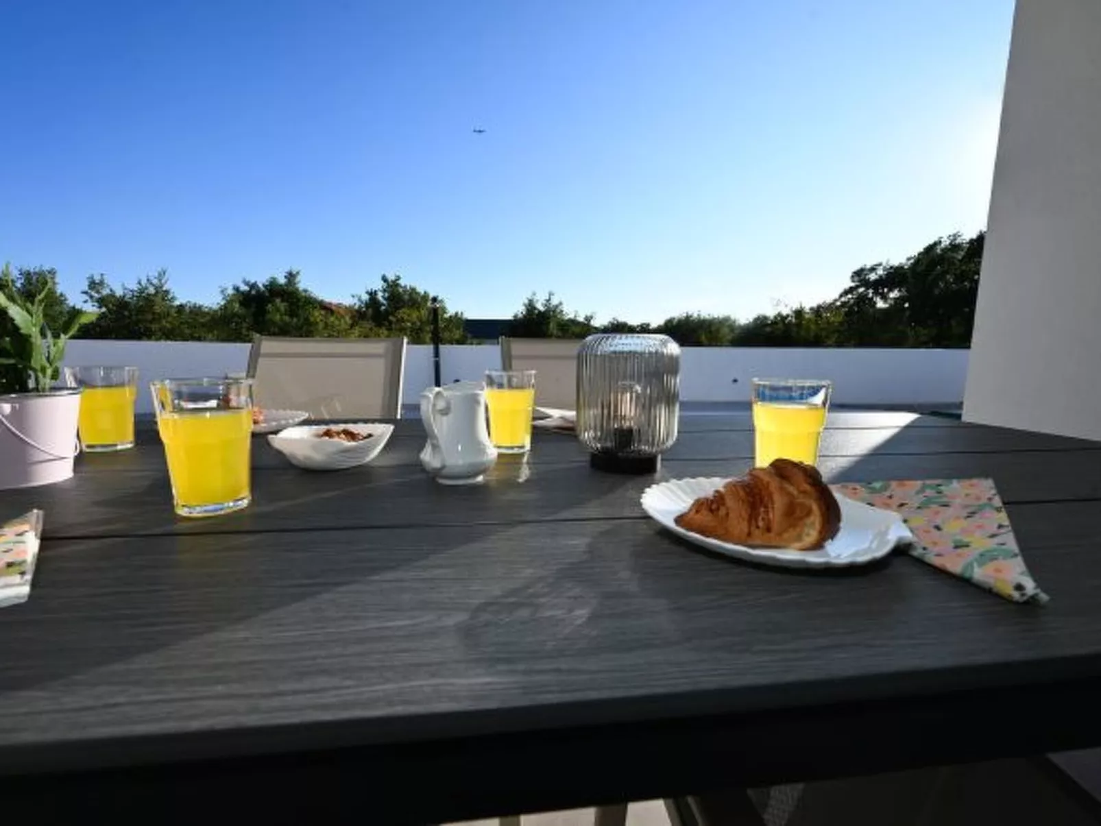 Villa Zara Blu with pool - Image-tags.info