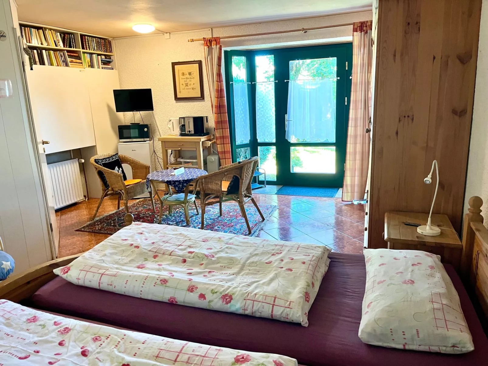 Holunderzimmer - Drinnen